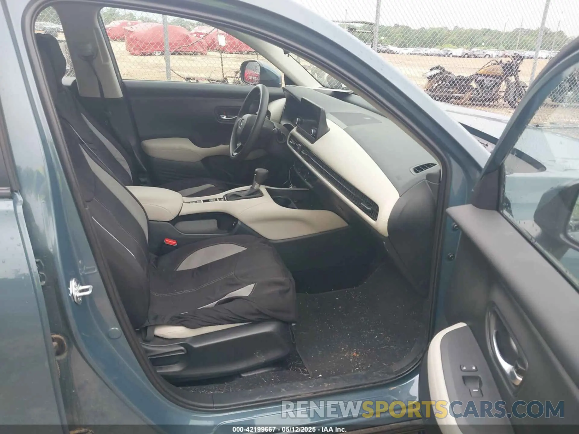 5 Фотография поврежденного автомобиля 3CZRZ1H38SM729360 HONDA HR-V 2025
