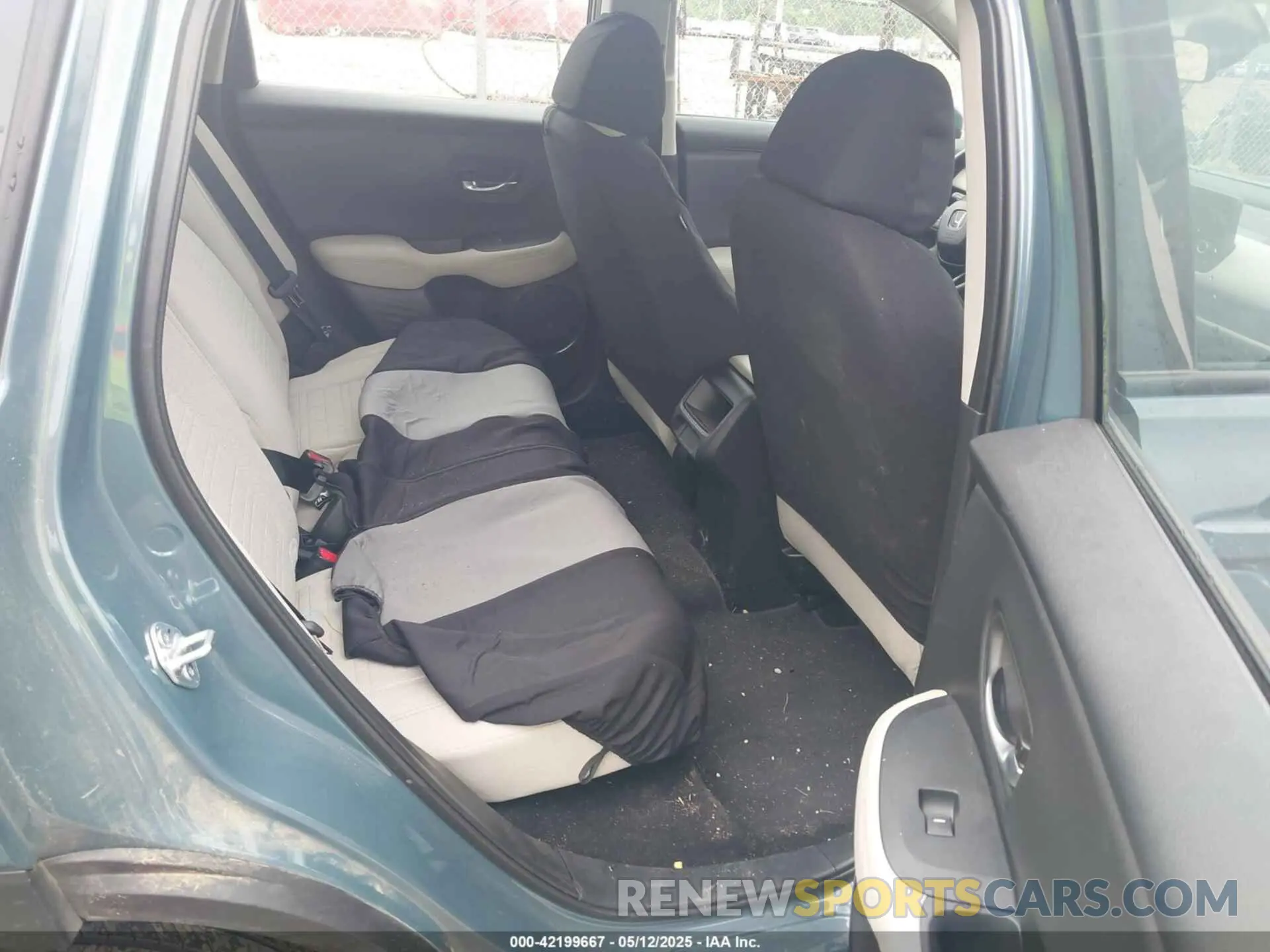 8 Фотография поврежденного автомобиля 3CZRZ1H38SM729360 HONDA HR-V 2025