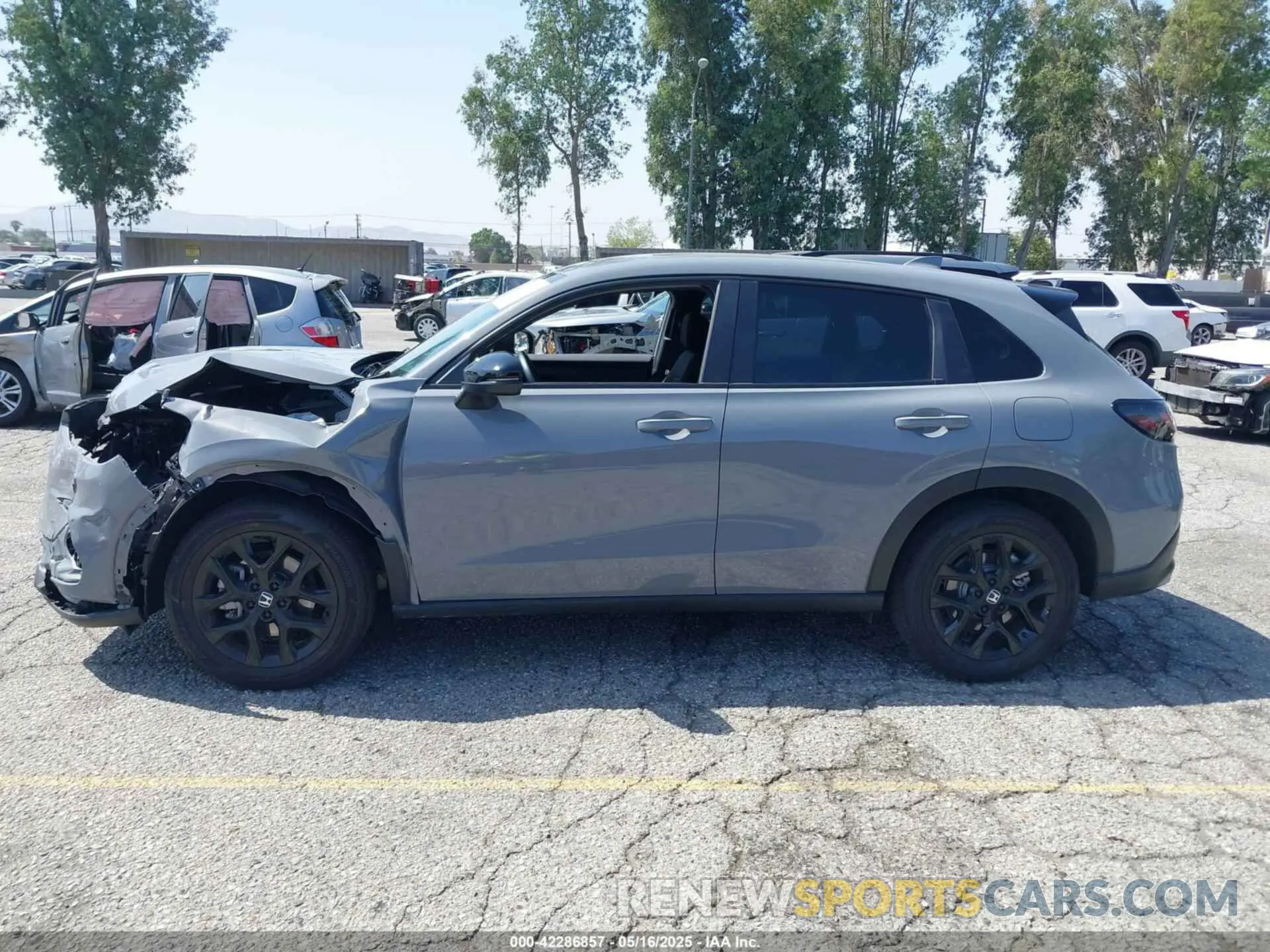 15 Photograph of a damaged car 3CZRZ1H50SM740225 HONDA HR-V 2025
