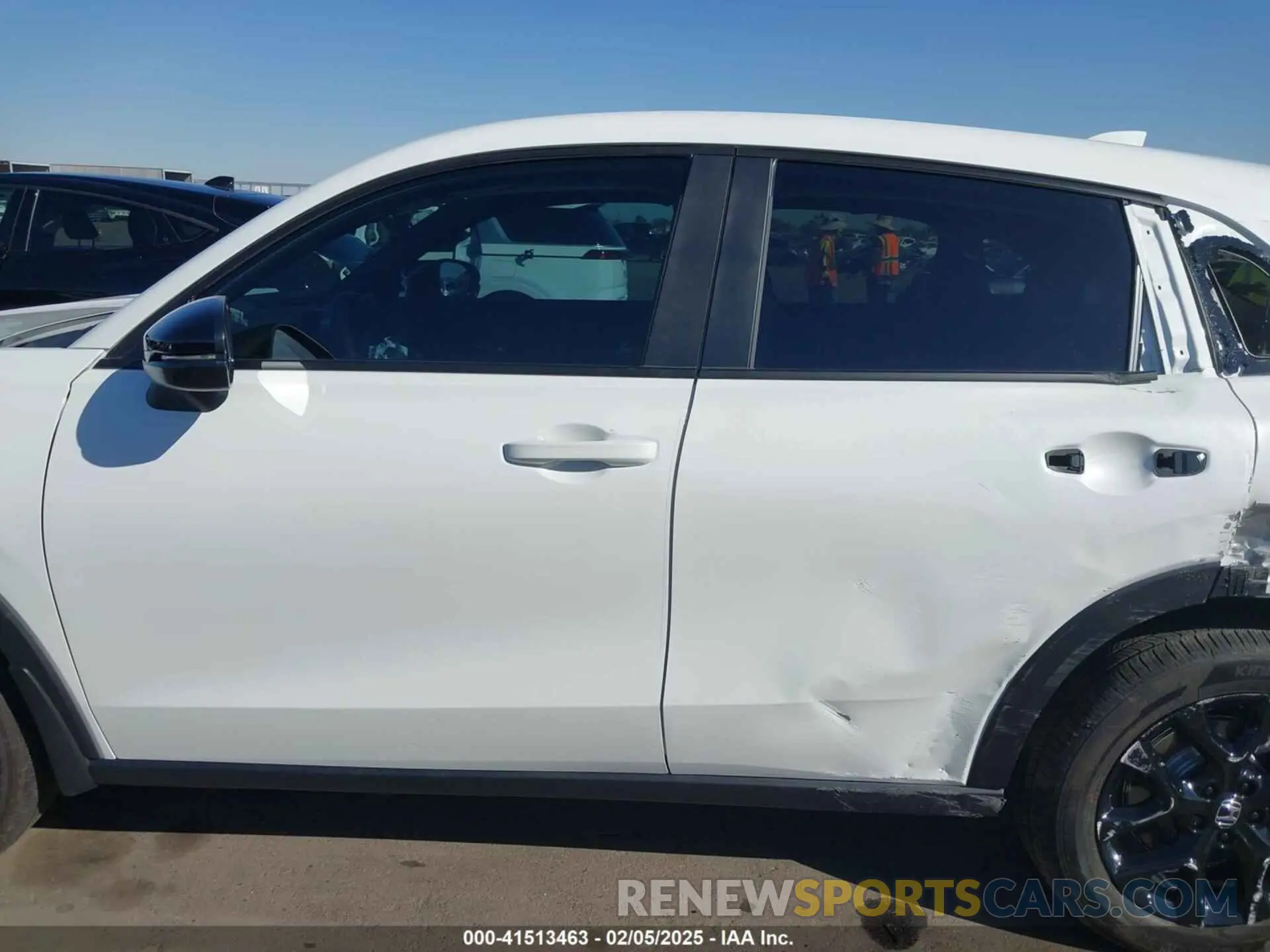 15 Фотография поврежденного автомобиля 3CZRZ1H51SM717178 HONDA HR-V 2025