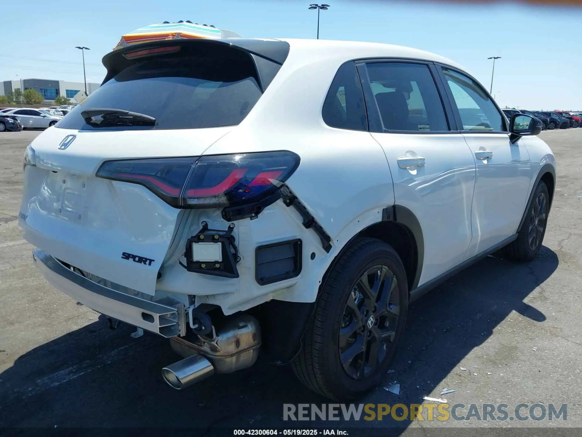 4 Photograph of a damaged car 3CZRZ1H54SM741765 HONDA HR-V 2025