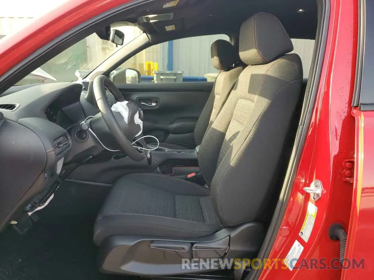 7 Фотография поврежденного автомобиля 3CZRZ1H55SM720293 HONDA HR-V 2025