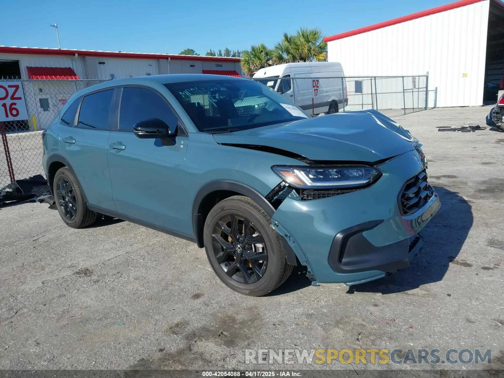 1 Фотография поврежденного автомобиля 3CZRZ1H56SM726586 HONDA HR-V 2025