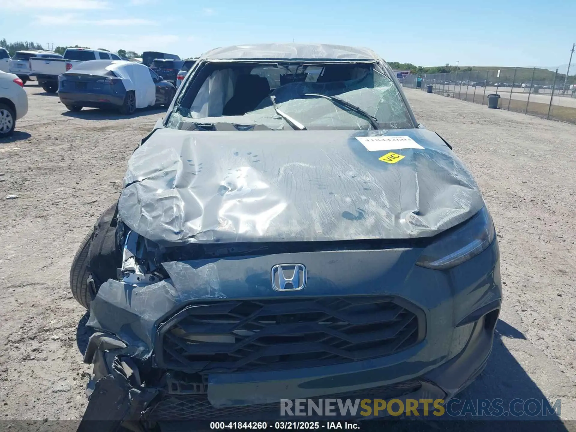 11 Фотография поврежденного автомобиля 3CZRZ1H56SM739287 HONDA HR-V 2025