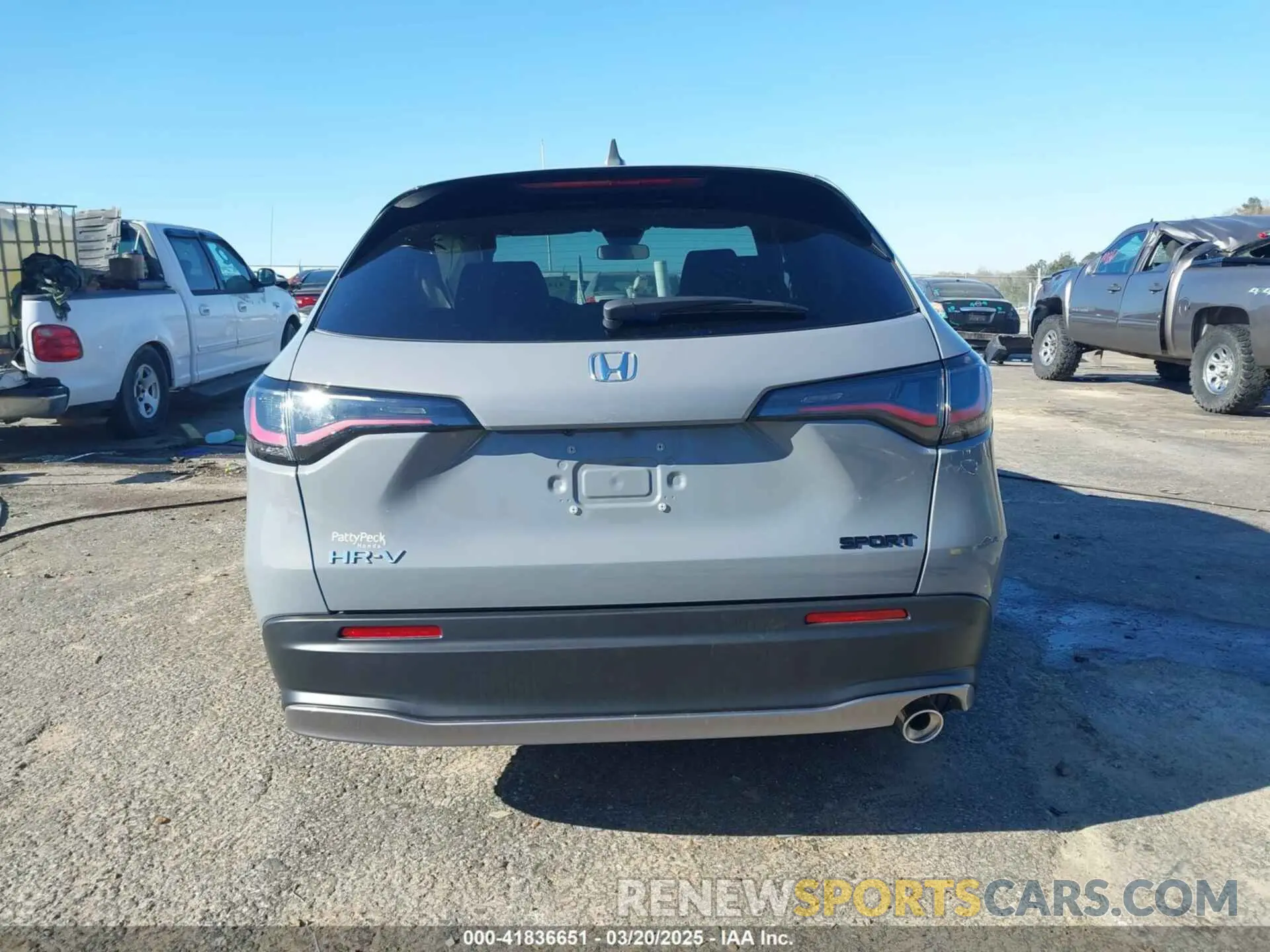 14 Фотография поврежденного автомобиля 3CZRZ1H5XSM731032 HONDA HR-V 2025