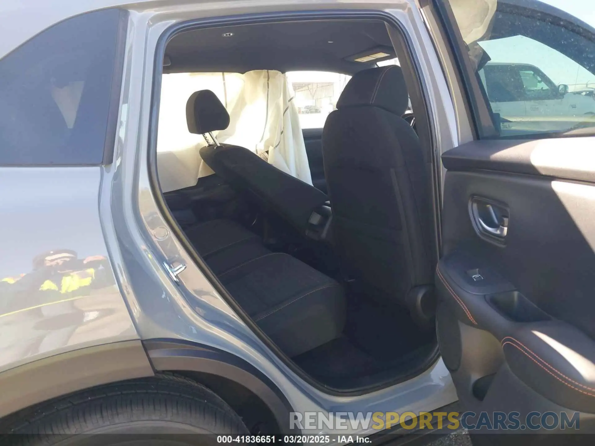 7 Фотография поврежденного автомобиля 3CZRZ1H5XSM731032 HONDA HR-V 2025
