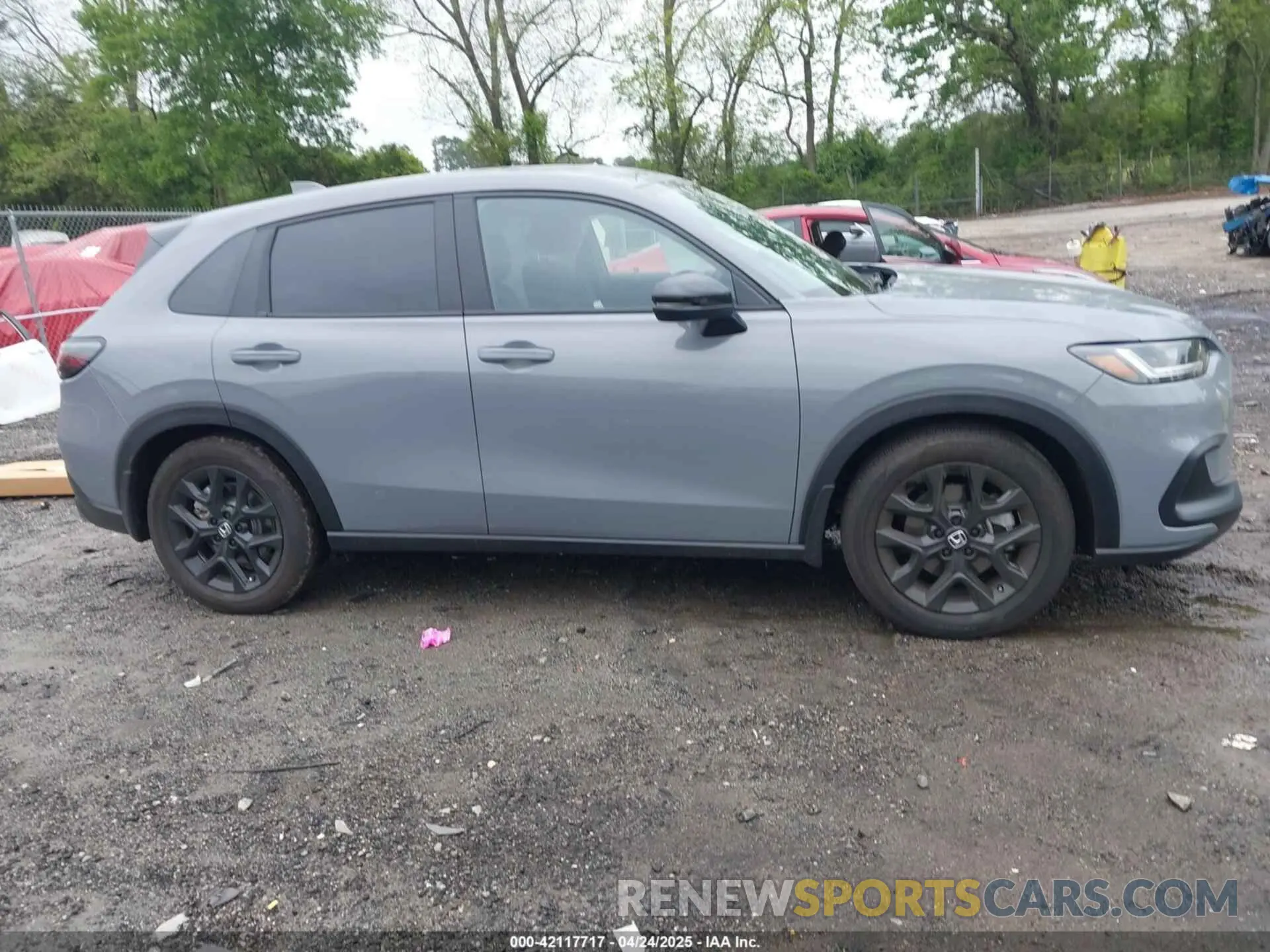 13 Photograph of a damaged car 3CZRZ1H5XSM736974 HONDA HR-V 2025