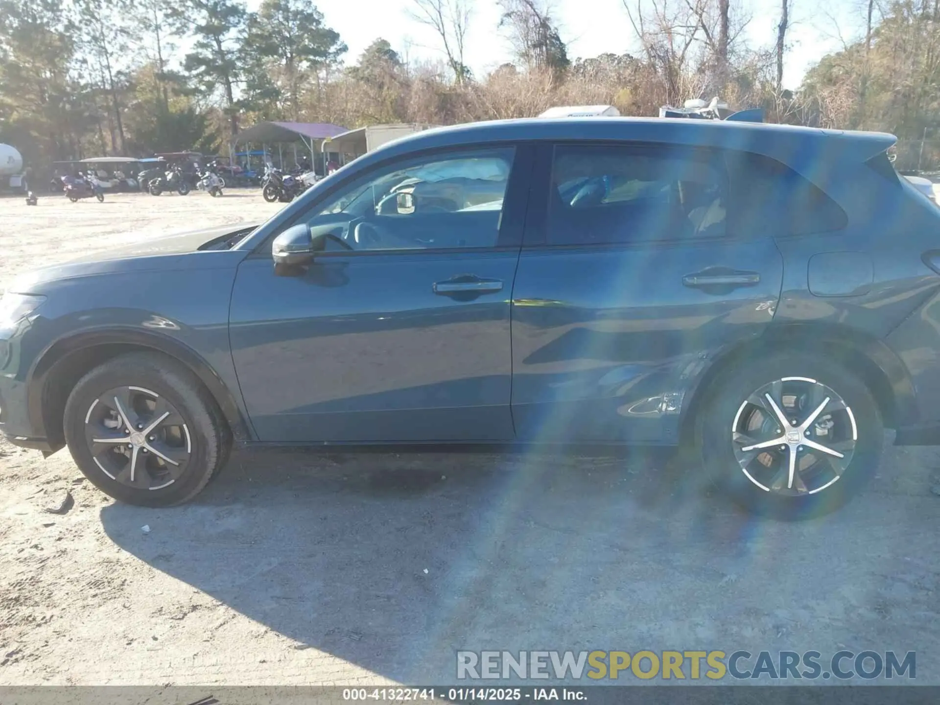 14 Фотография поврежденного автомобиля 3CZRZ1H71SM716677 HONDA HR-V 2025