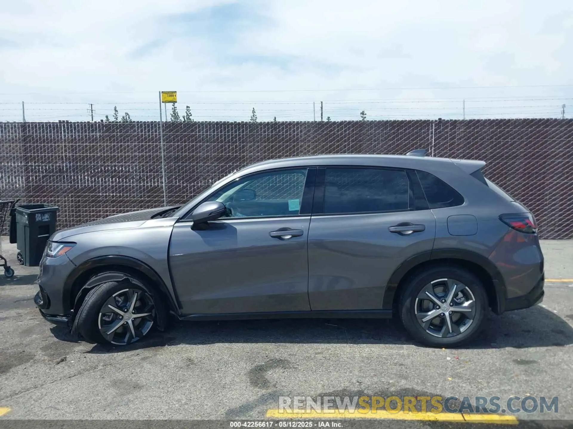 14 Фотография поврежденного автомобиля 3CZRZ1H72SM742480 HONDA HR-V 2025