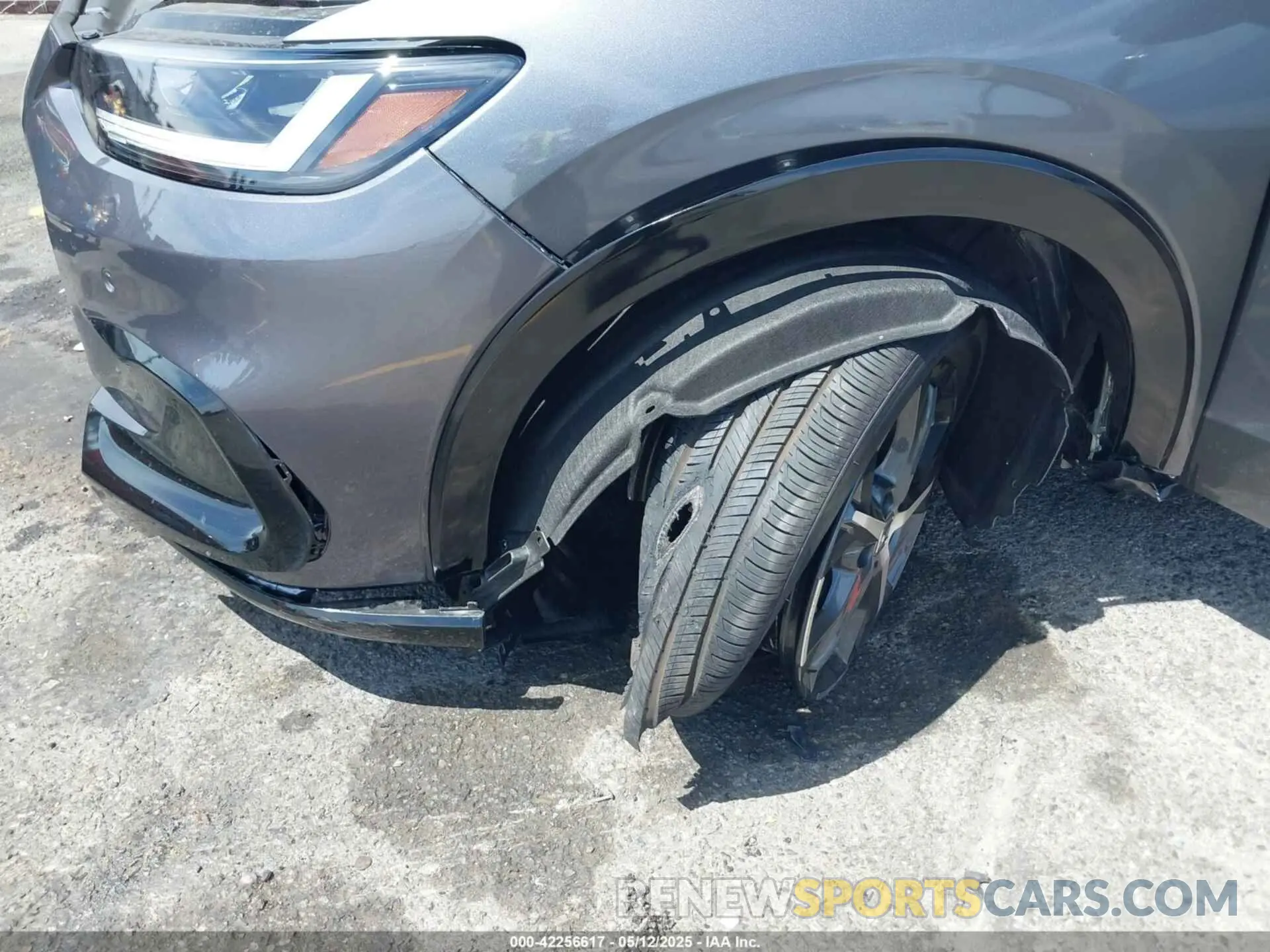 6 Фотография поврежденного автомобиля 3CZRZ1H72SM742480 HONDA HR-V 2025