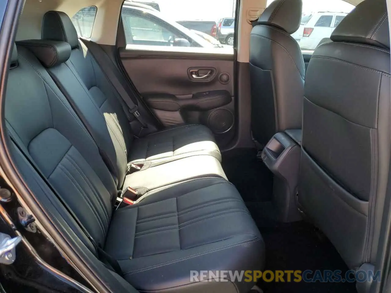 11 Photograph of a damaged car 3CZRZ1H74SM734932 HONDA HR-V 2025