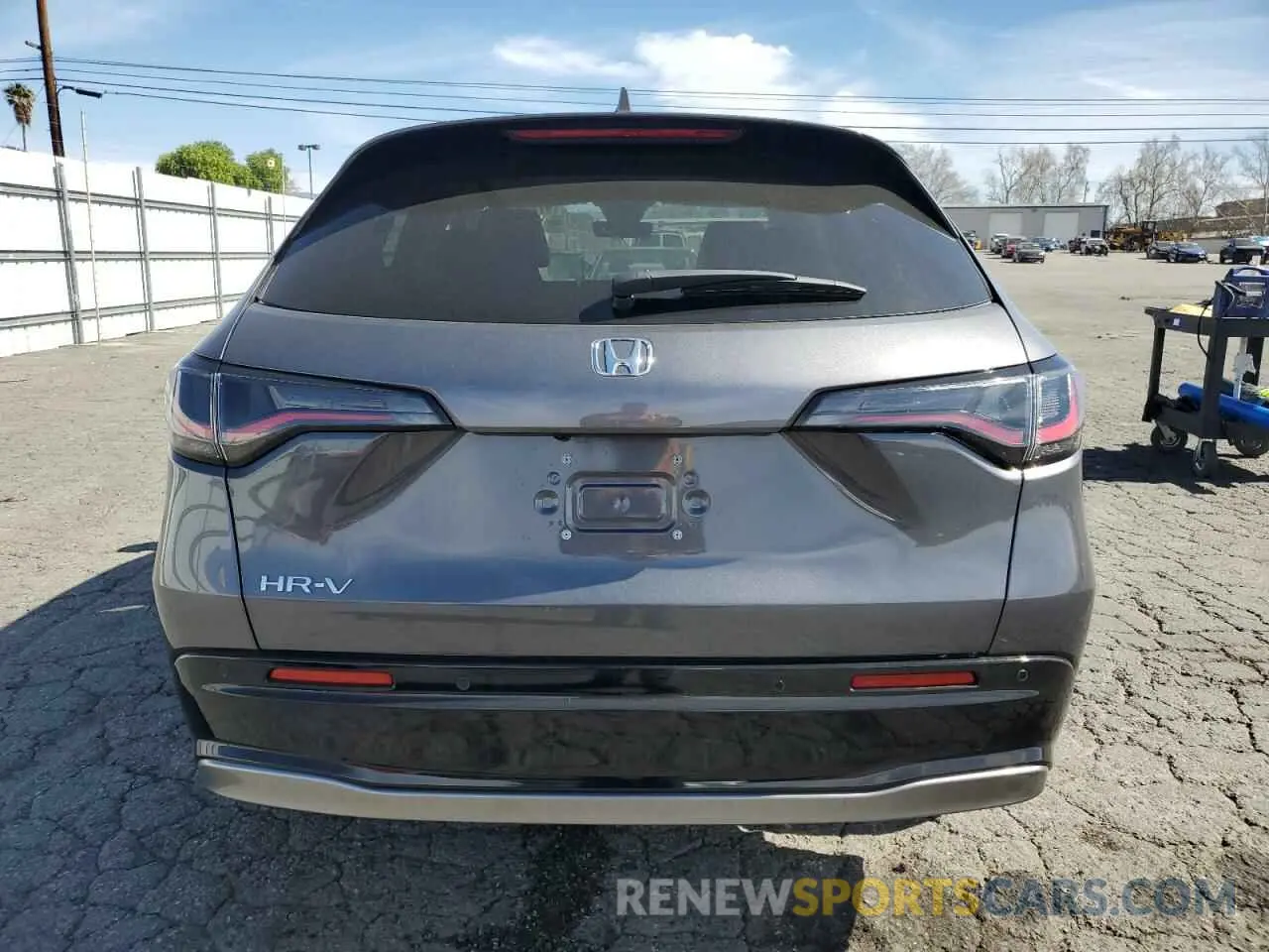 6 Photograph of a damaged car 3CZRZ1H76SM742479 HONDA HR-V 2025