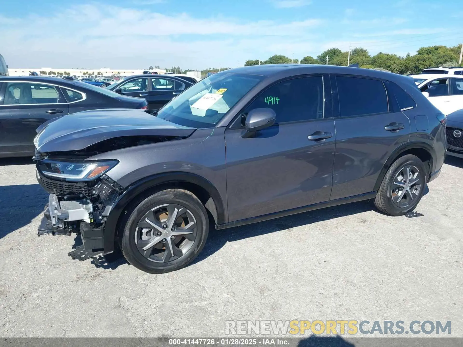 2 Фотография поврежденного автомобиля 3CZRZ1H78SM731502 HONDA HR-V 2025