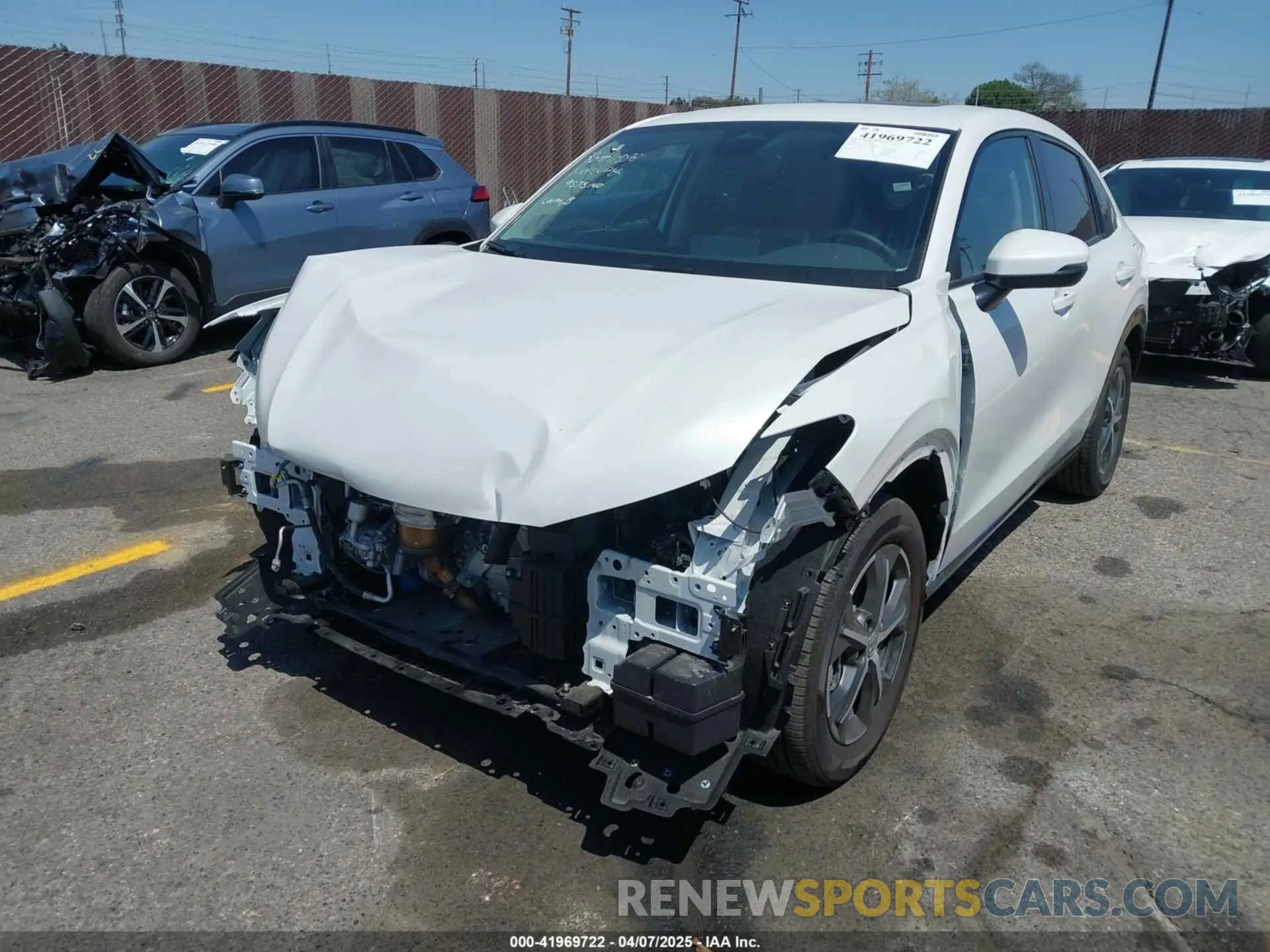 2 Фотография поврежденного автомобиля 3CZRZ1H78SM732424 HONDA HR-V 2025
