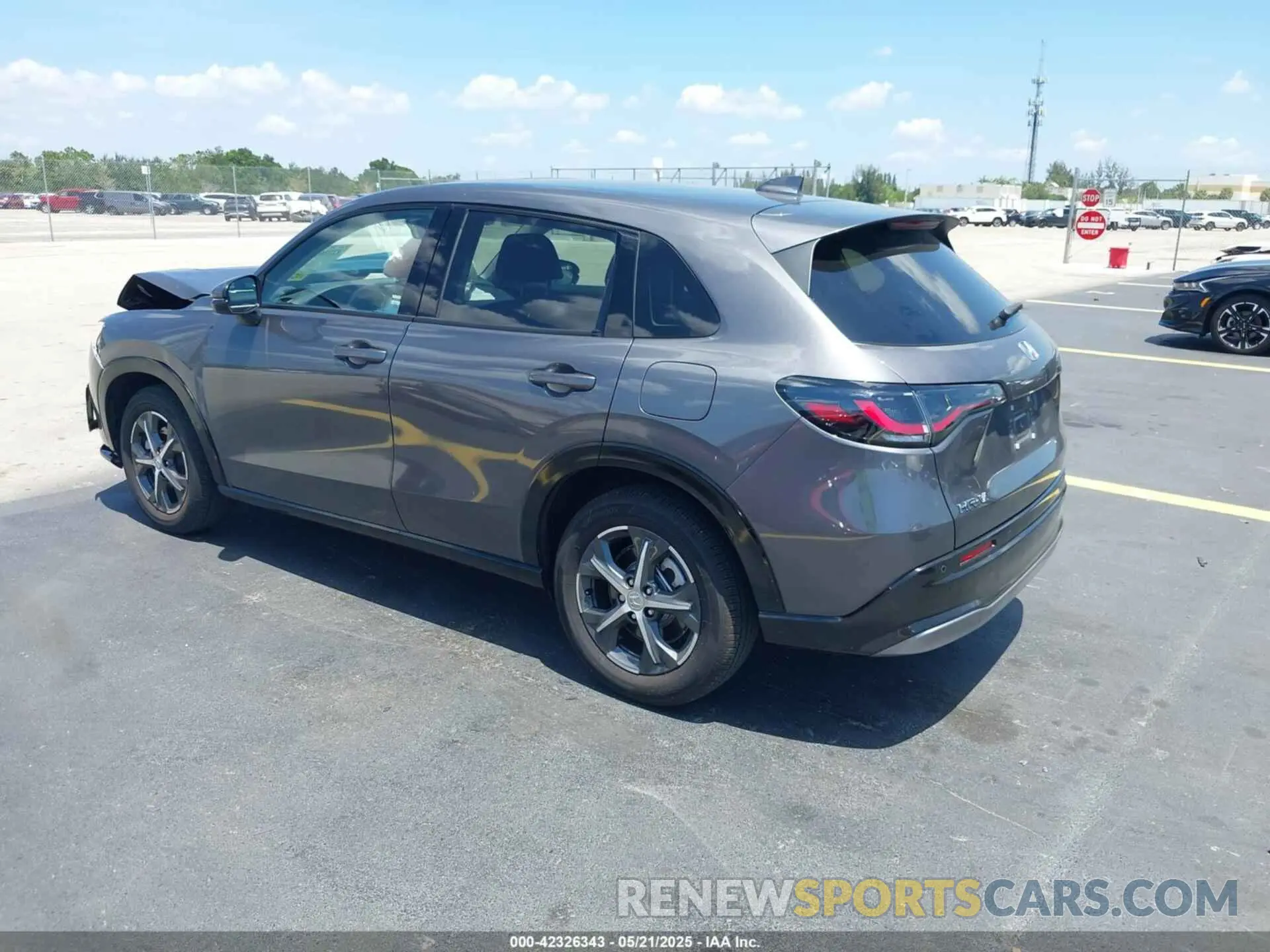 3 Photograph of a damaged car 3CZRZ1H79SM742508 HONDA HR-V 2025