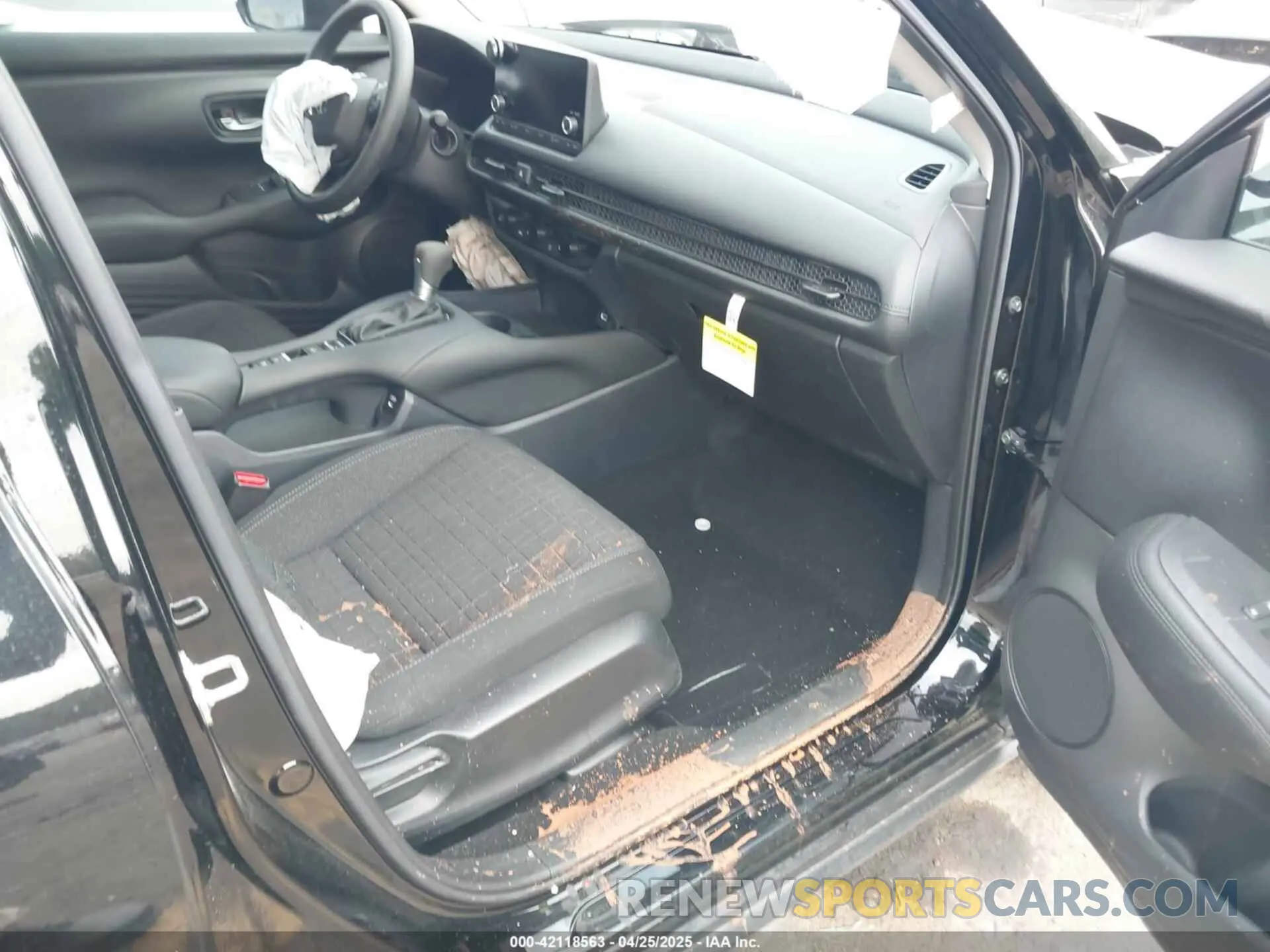 5 Фотография поврежденного автомобиля 3CZRZ2H30SM703633 HONDA HR-V 2025