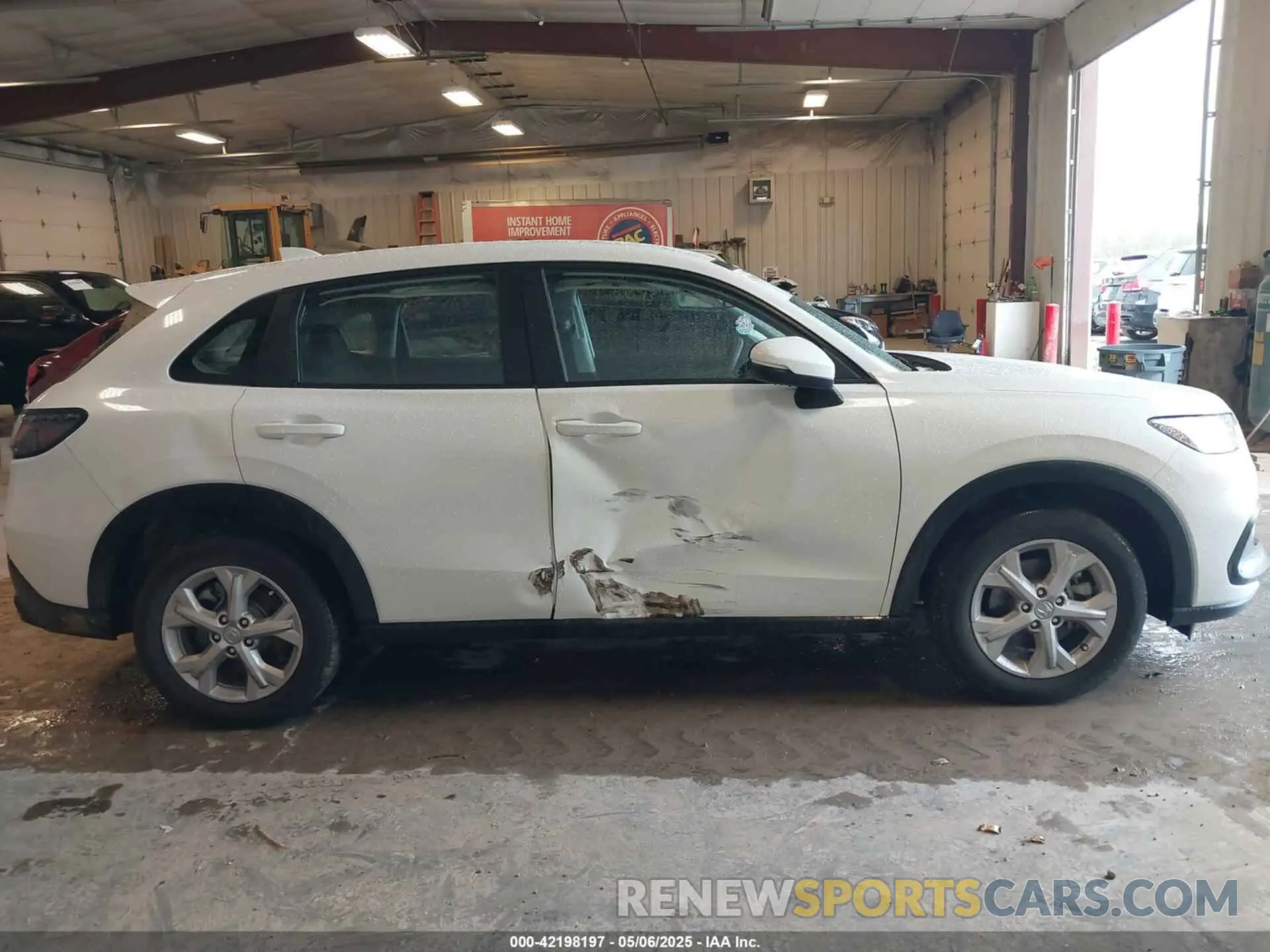 13 Photograph of a damaged car 3CZRZ2H32SM713385 HONDA HR-V 2025