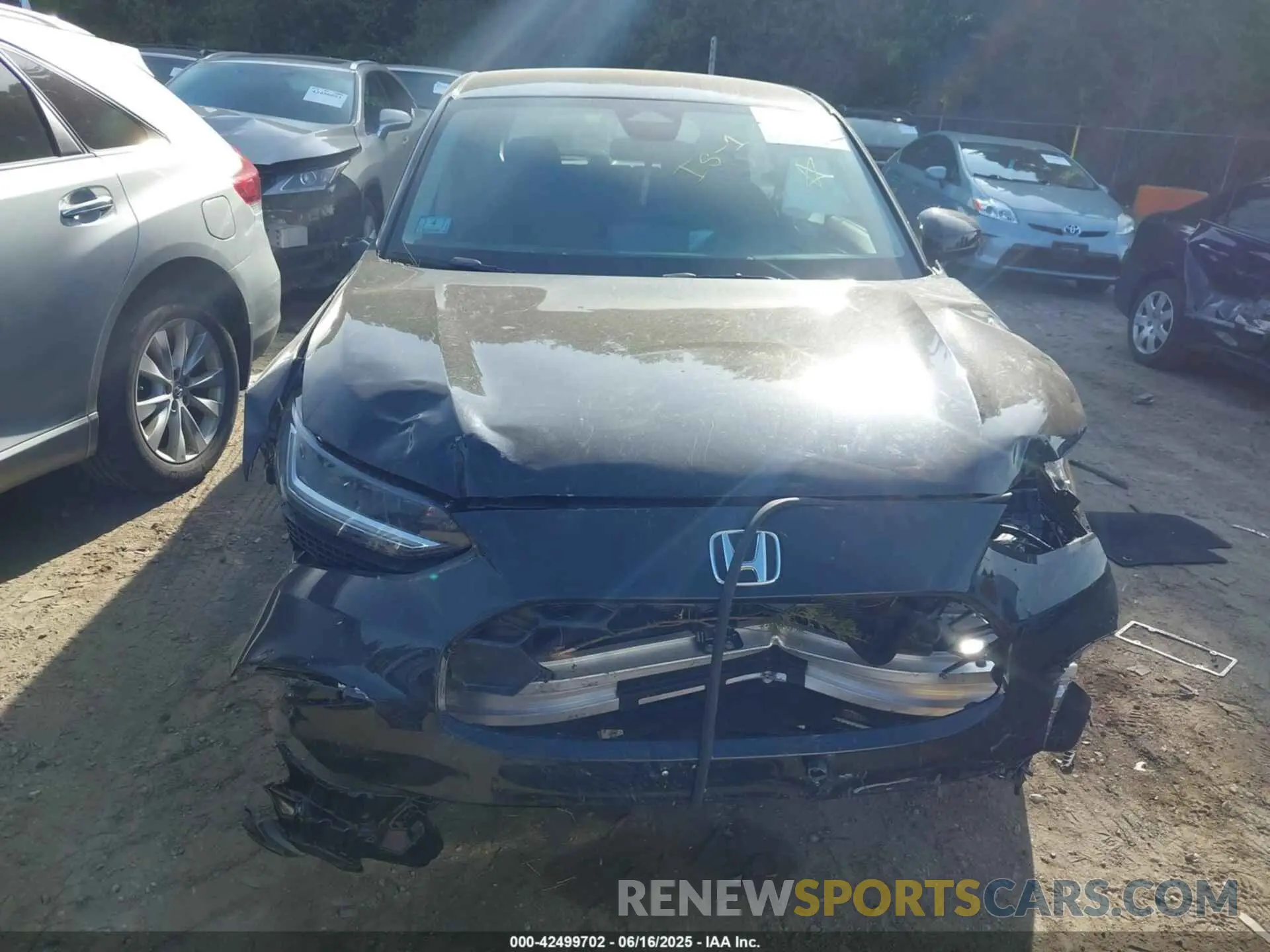 12 Photograph of a damaged car 3CZRZ2H32SM762988 HONDA HR-V 2025