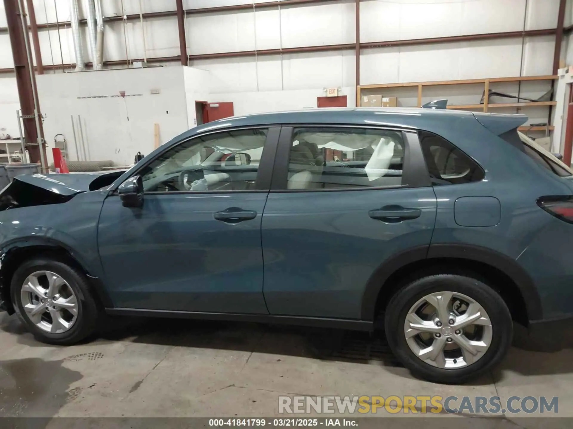 15 Photograph of a damaged car 3CZRZ2H34SM761308 HONDA HR-V 2025