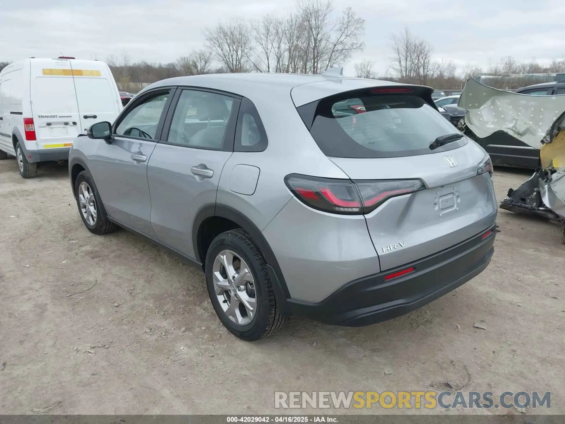3 Фотография поврежденного автомобиля 3CZRZ2H36SM732358 HONDA HR-V 2025