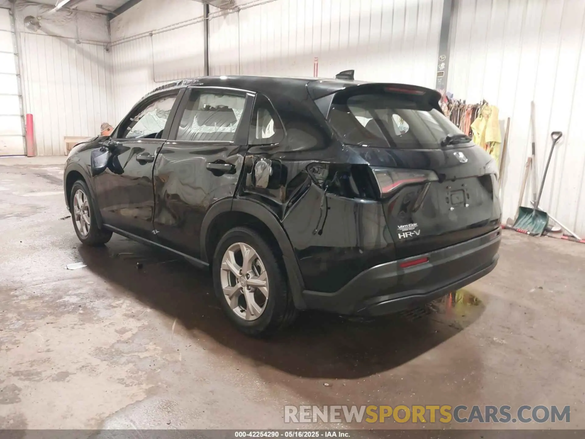 3 Photograph of a damaged car 3CZRZ2H36SM759513 HONDA HR-V 2025