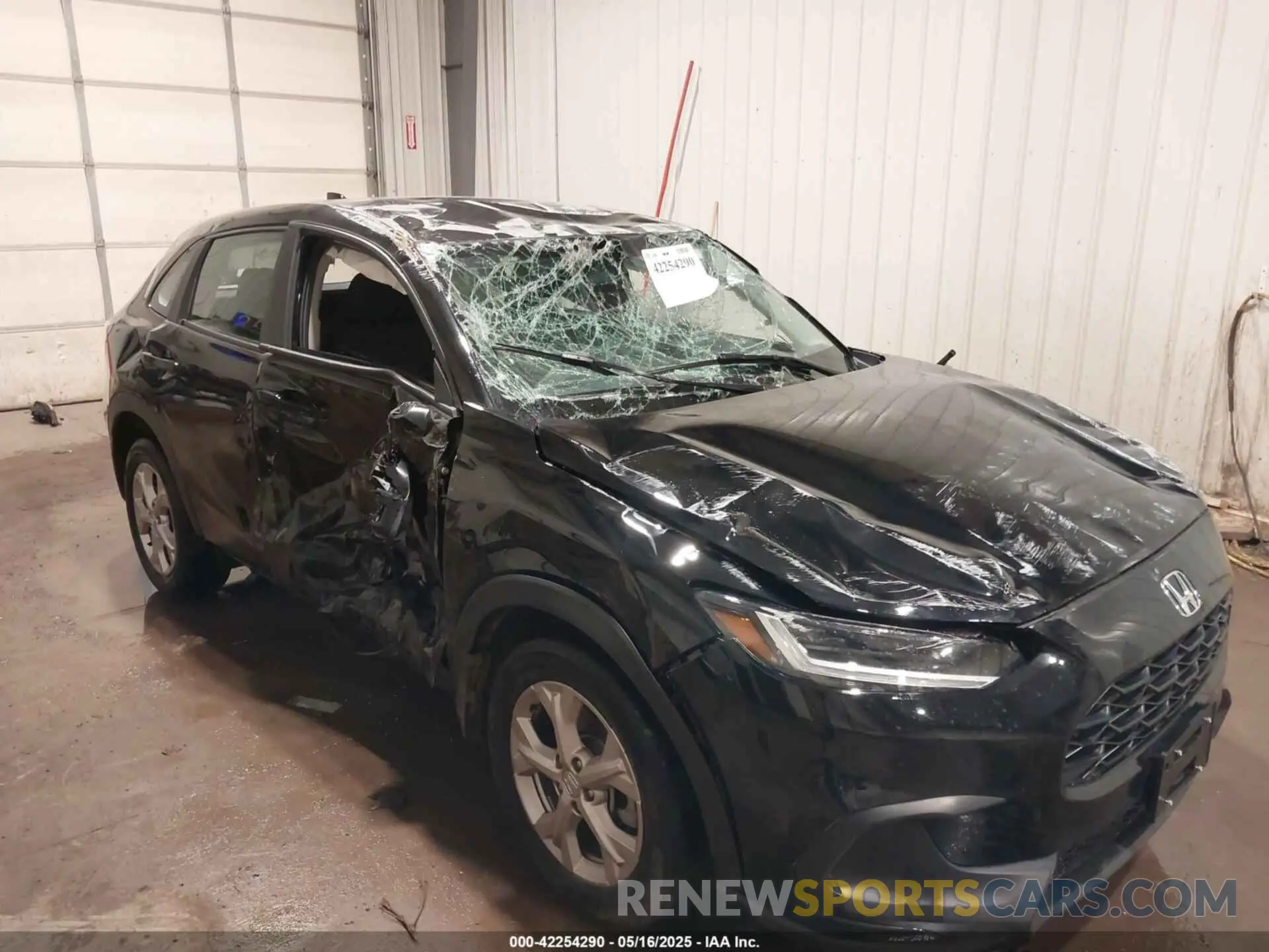 6 Photograph of a damaged car 3CZRZ2H36SM759513 HONDA HR-V 2025