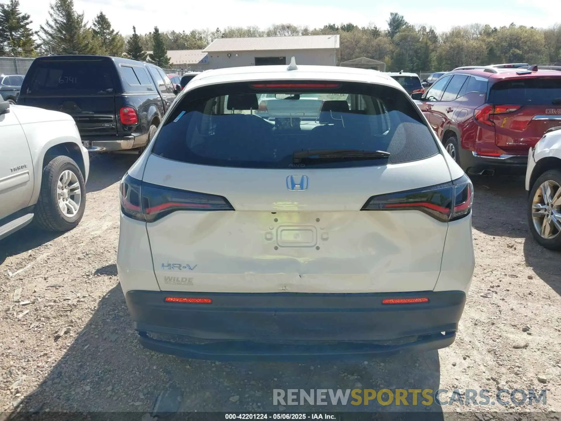 16 Photograph of a damaged car 3CZRZ2H36SM761326 HONDA HR-V 2025