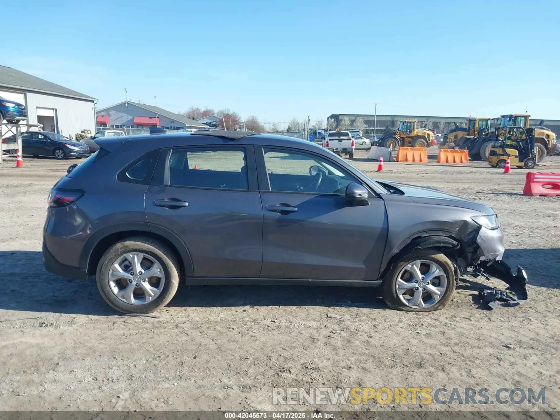 13 Фотография поврежденного автомобиля 3CZRZ2H36SM774271 HONDA HR-V 2025