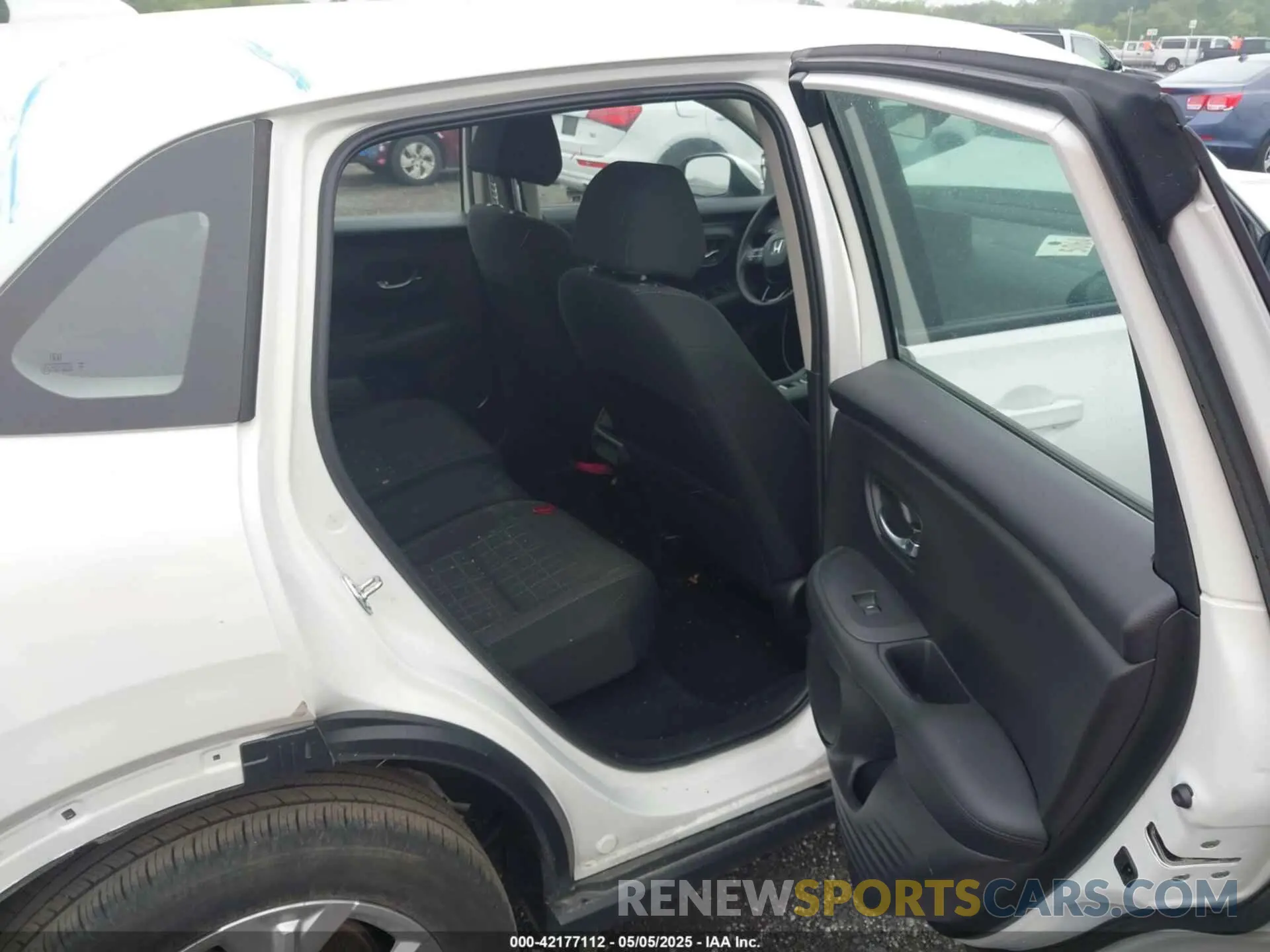 8 Фотография поврежденного автомобиля 3CZRZ2H39SM712671 HONDA HR-V 2025
