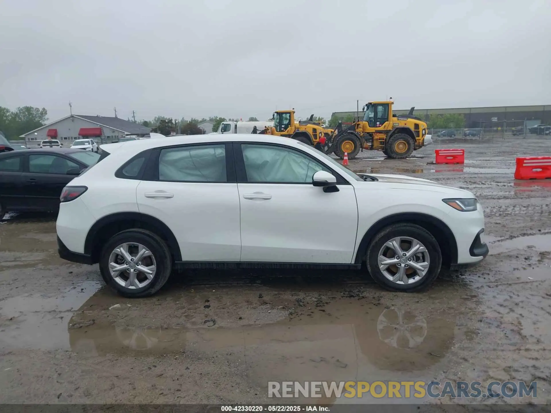 13 Photograph of a damaged car 3CZRZ2H3XSM712646 HONDA HR-V 2025