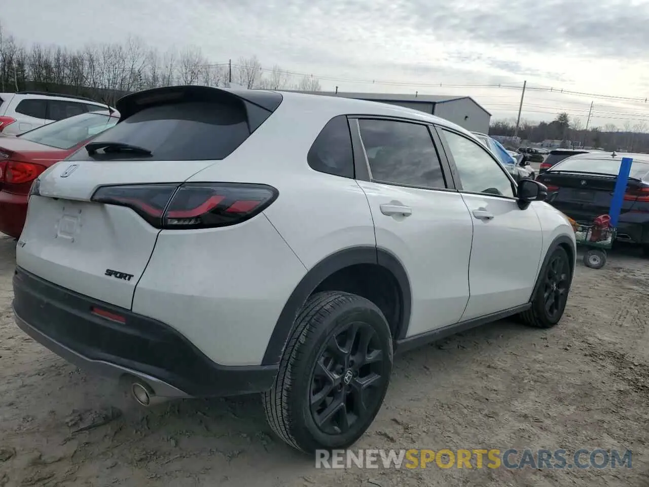 3 Photograph of a damaged car 3CZRZ2H51SM705439 HONDA HR-V 2025