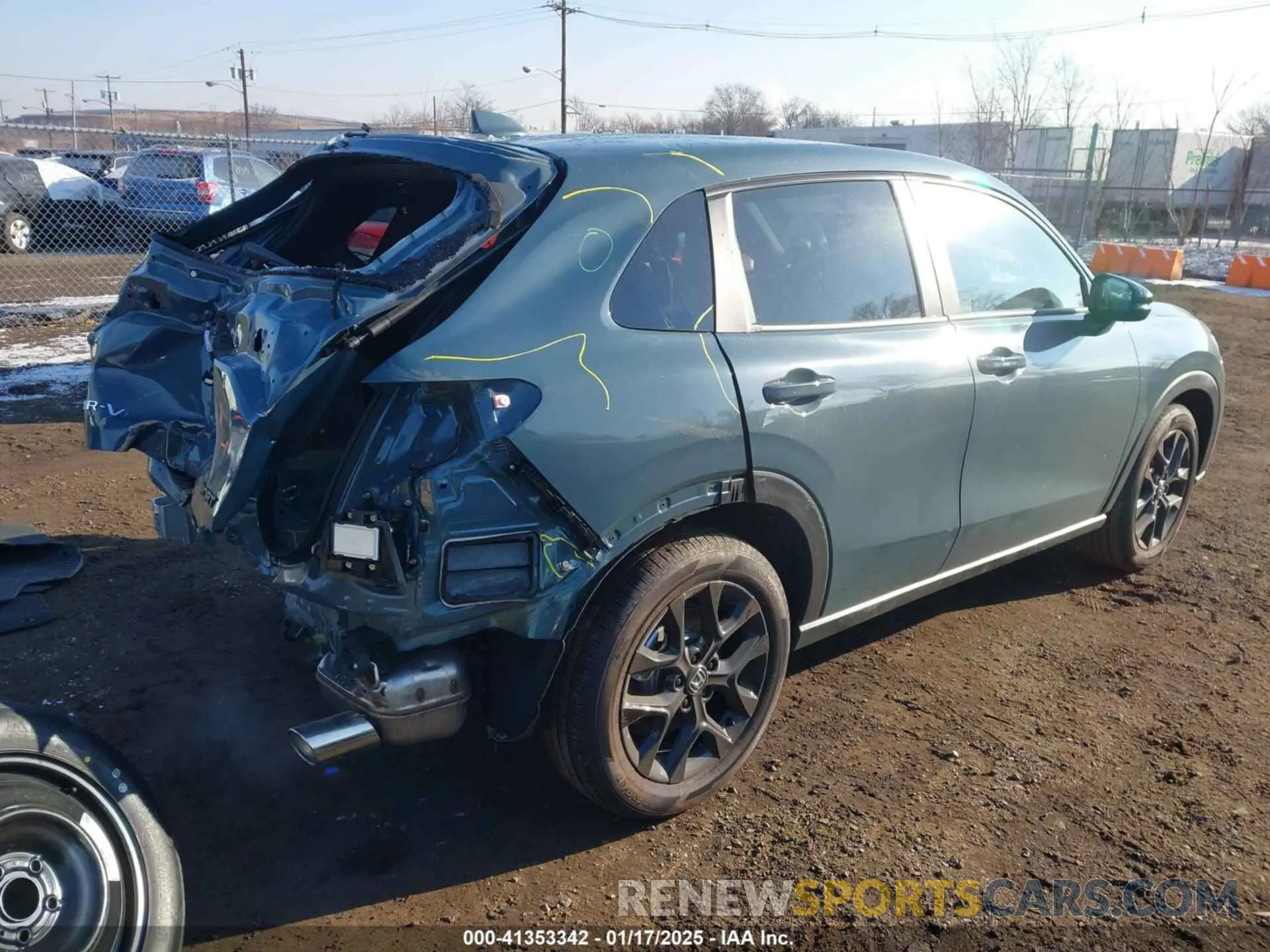 4 Photograph of a damaged car 3CZRZ2H51SM715792 HONDA HR-V 2025