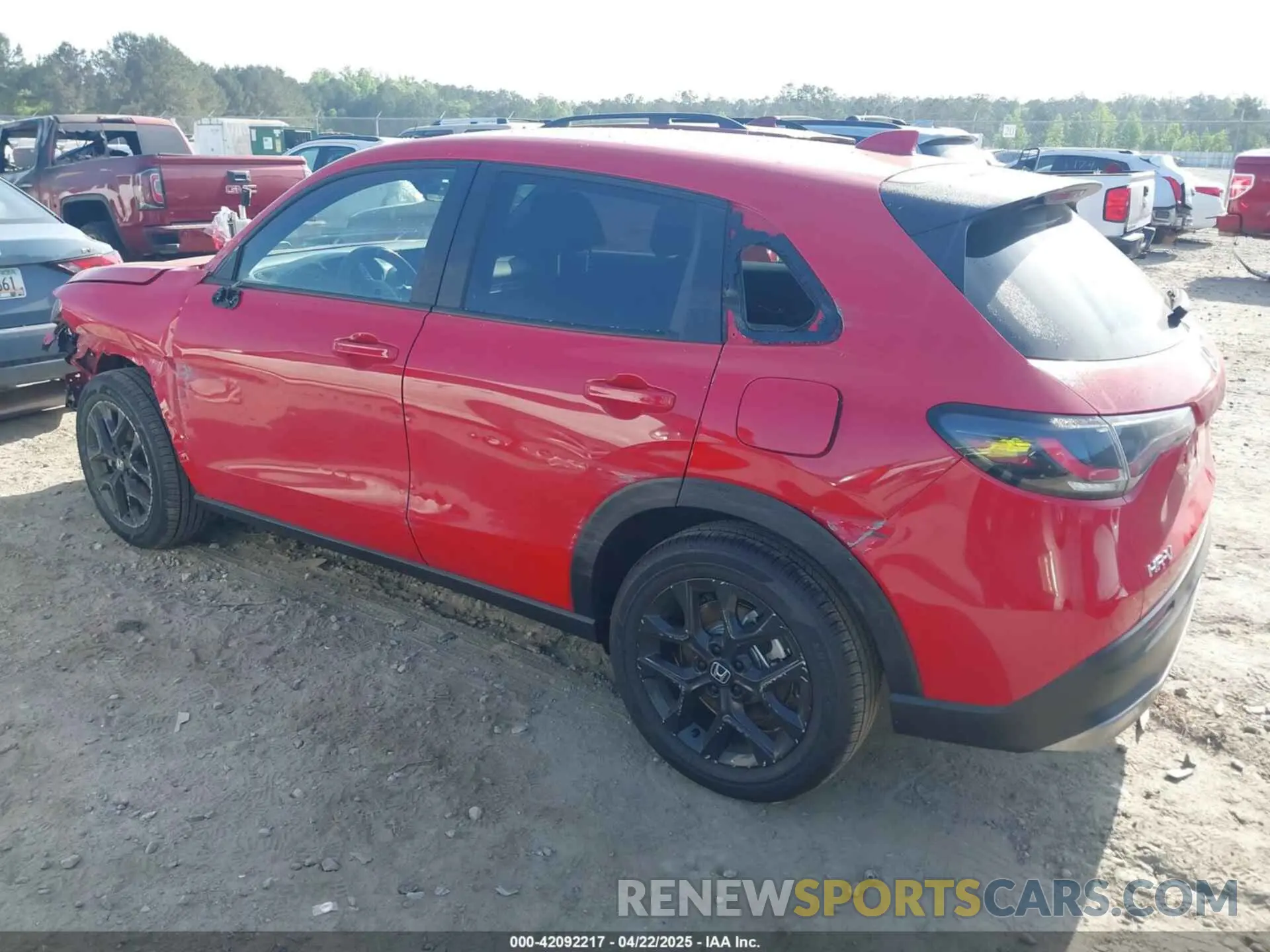 3 Photograph of a damaged car 3CZRZ2H51SM763406 HONDA HR-V 2025