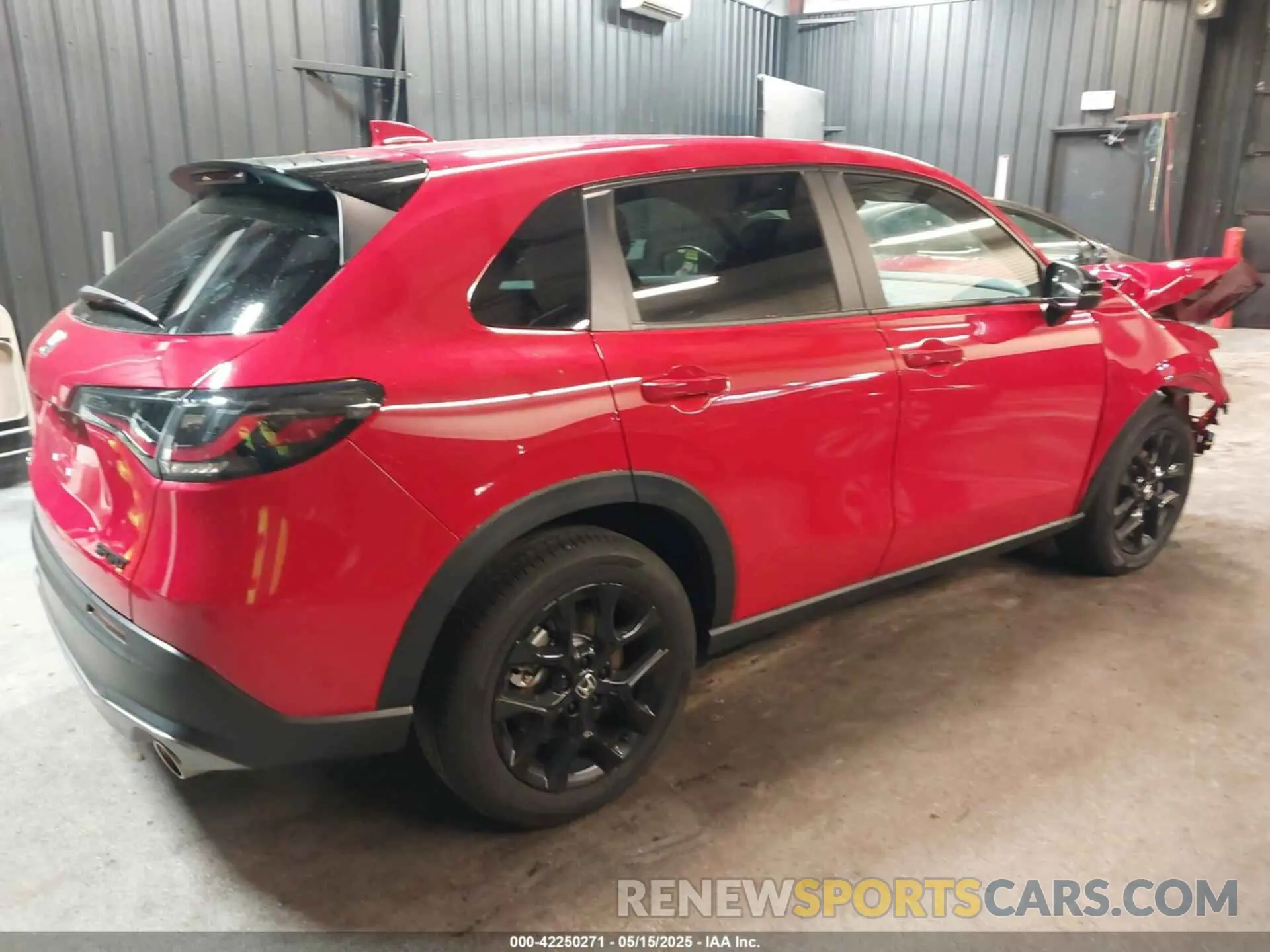 4 Photograph of a damaged car 3CZRZ2H52SM701299 HONDA HR-V 2025