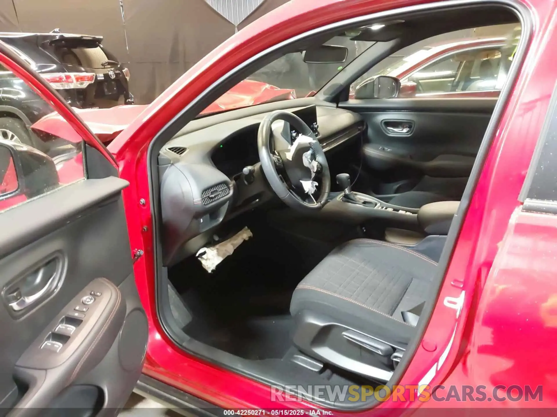 5 Photograph of a damaged car 3CZRZ2H52SM701299 HONDA HR-V 2025