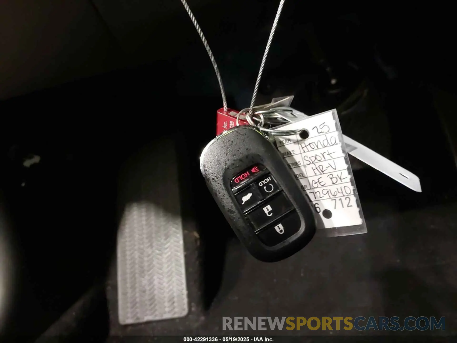 11 Photograph of a damaged car 3CZRZ2H54SM729640 HONDA HR-V 2025