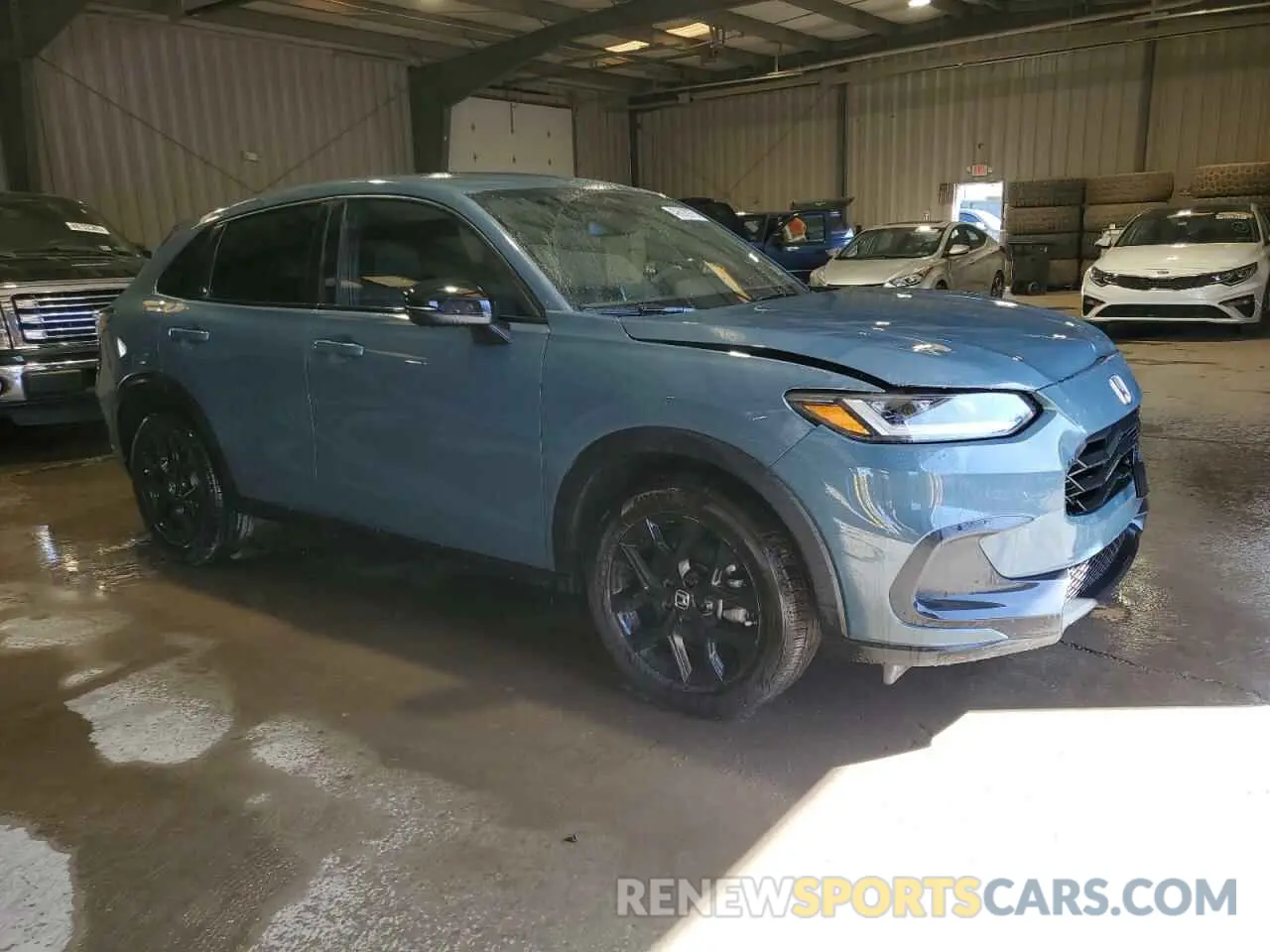 4 Photograph of a damaged car 3CZRZ2H54SM747653 HONDA HR-V 2025