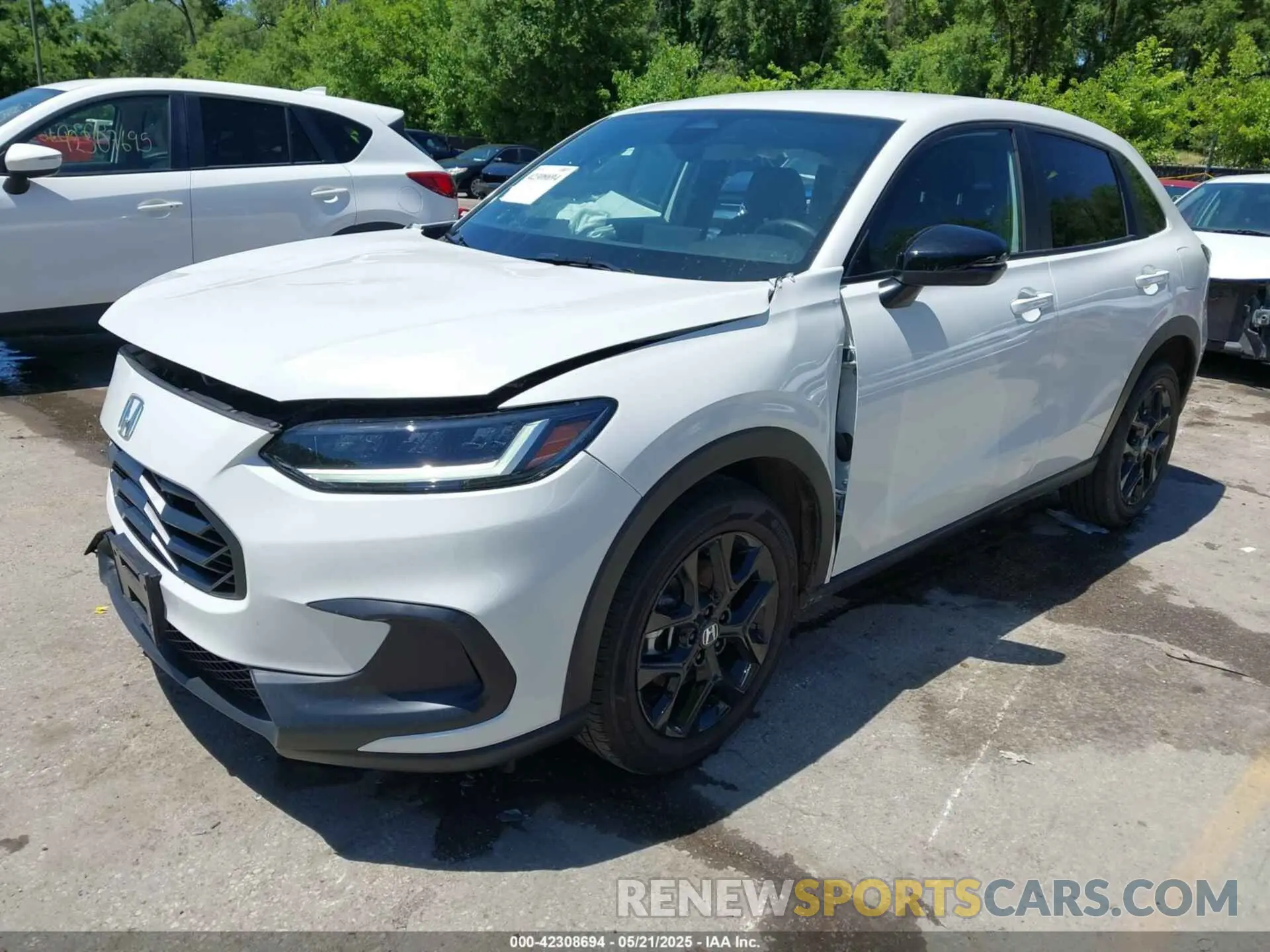 2 Фотография поврежденного автомобиля 3CZRZ2H55SM735947 HONDA HR-V 2025