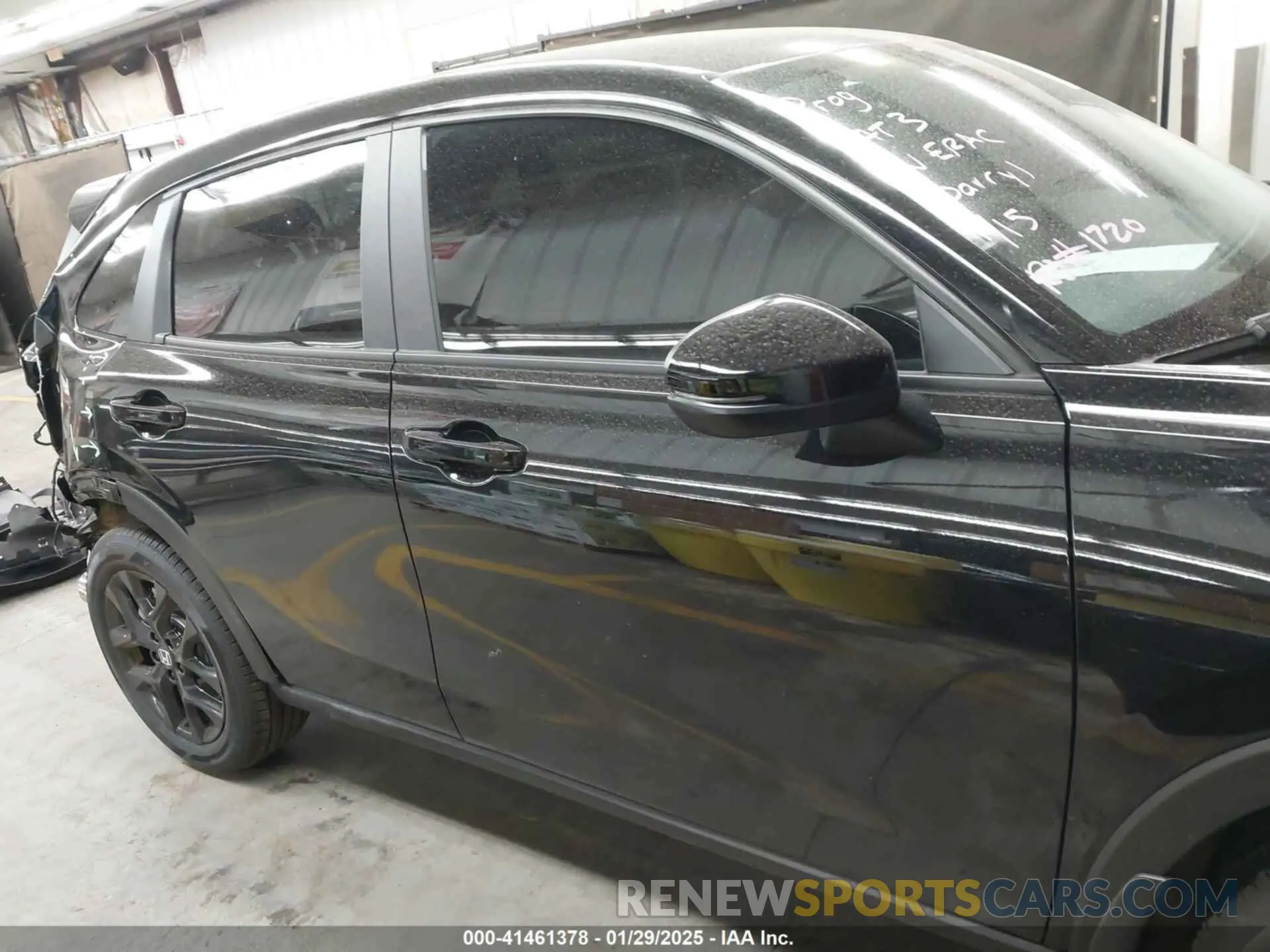 13 Photograph of a damaged car 3CZRZ2H55SM736323 HONDA HR-V 2025
