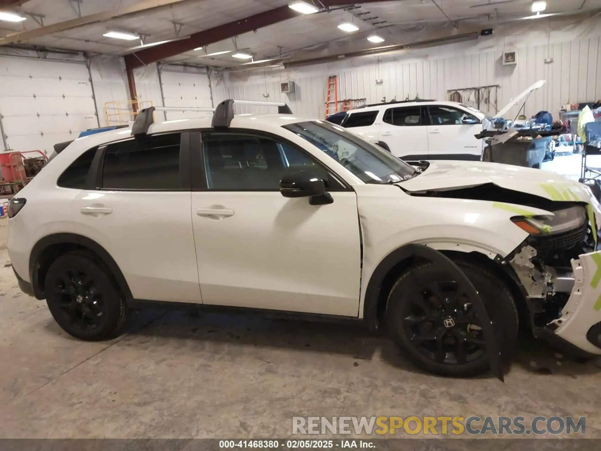 13 Photograph of a damaged car 3CZRZ2H56SM720101 HONDA HR-V 2025