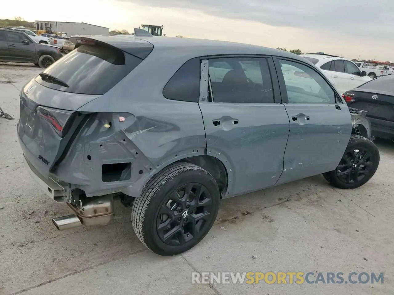 3 Photograph of a damaged car 3CZRZ2H56SM745323 HONDA HR-V 2025