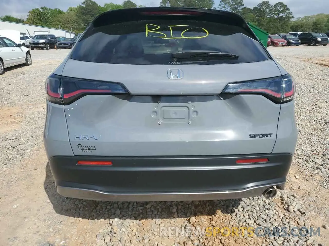6 Photograph of a damaged car 3CZRZ2H58SM724716 HONDA HR-V 2025