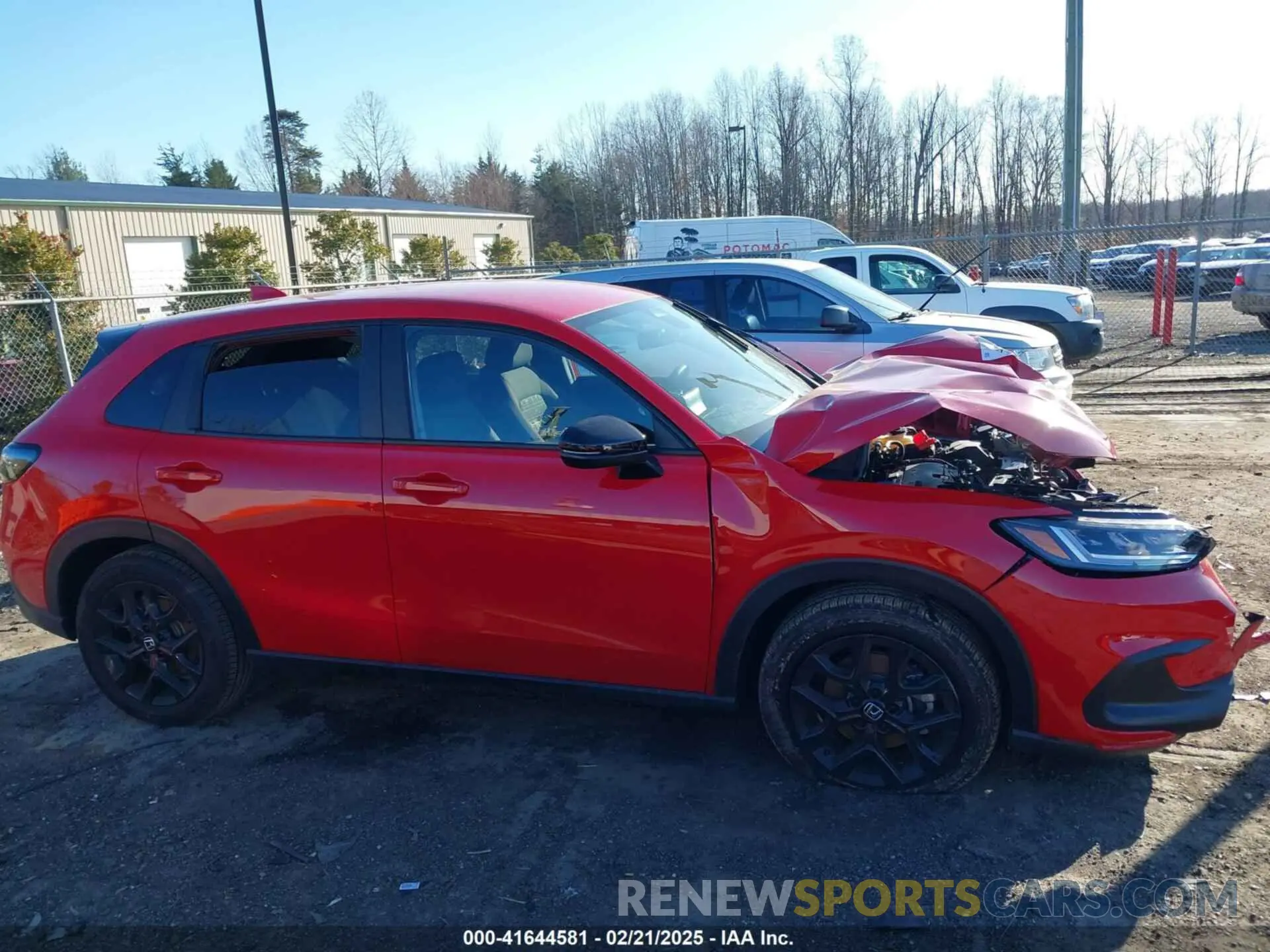 14 Photograph of a damaged car 3CZRZ2H59SM729228 HONDA HR-V 2025