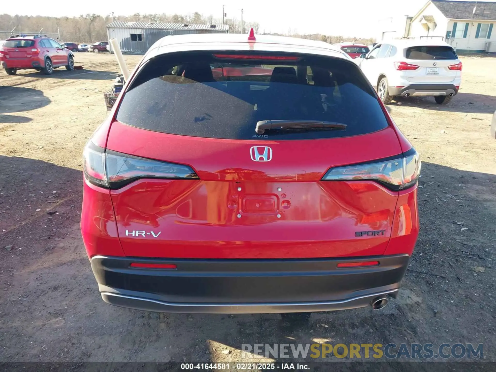 17 Photograph of a damaged car 3CZRZ2H59SM729228 HONDA HR-V 2025