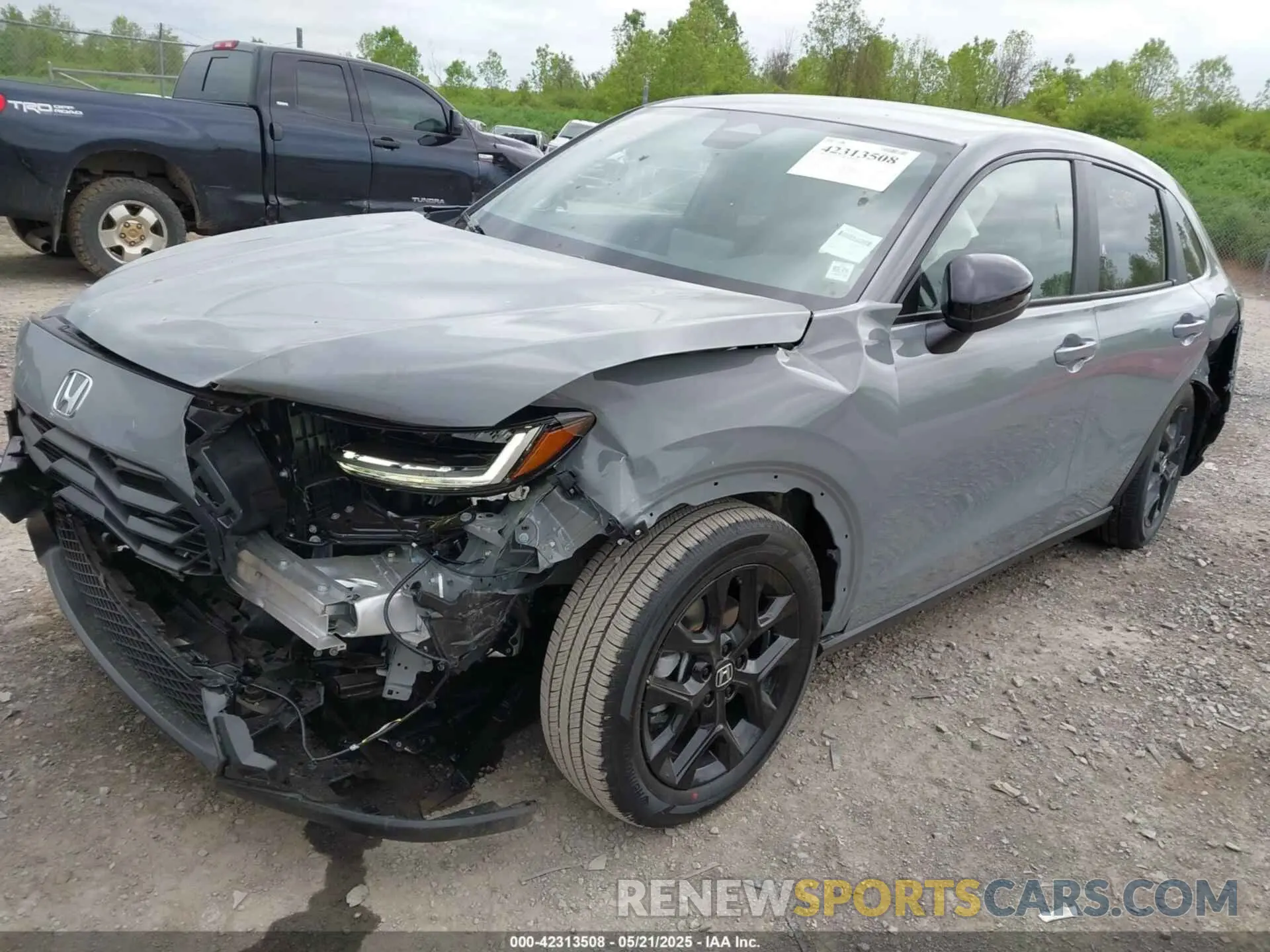 2 Photograph of a damaged car 3CZRZ2H59SM791552 HONDA HR-V 2025
