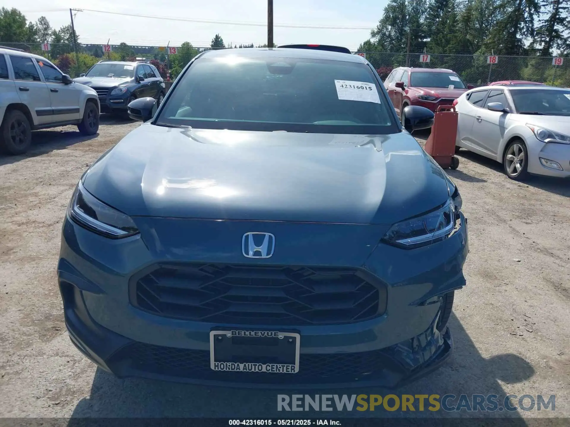 12 Фотография поврежденного автомобиля 3CZRZ2H5XSM742232 HONDA HR-V 2025