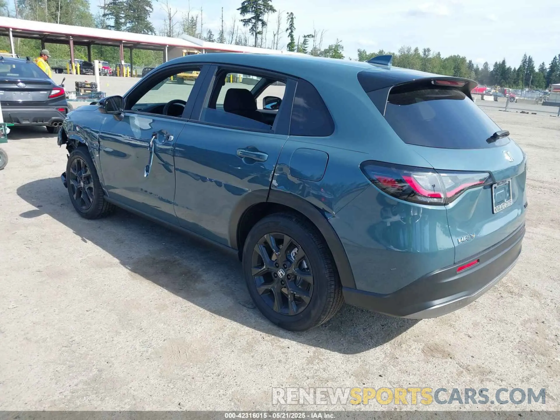 3 Фотография поврежденного автомобиля 3CZRZ2H5XSM742232 HONDA HR-V 2025