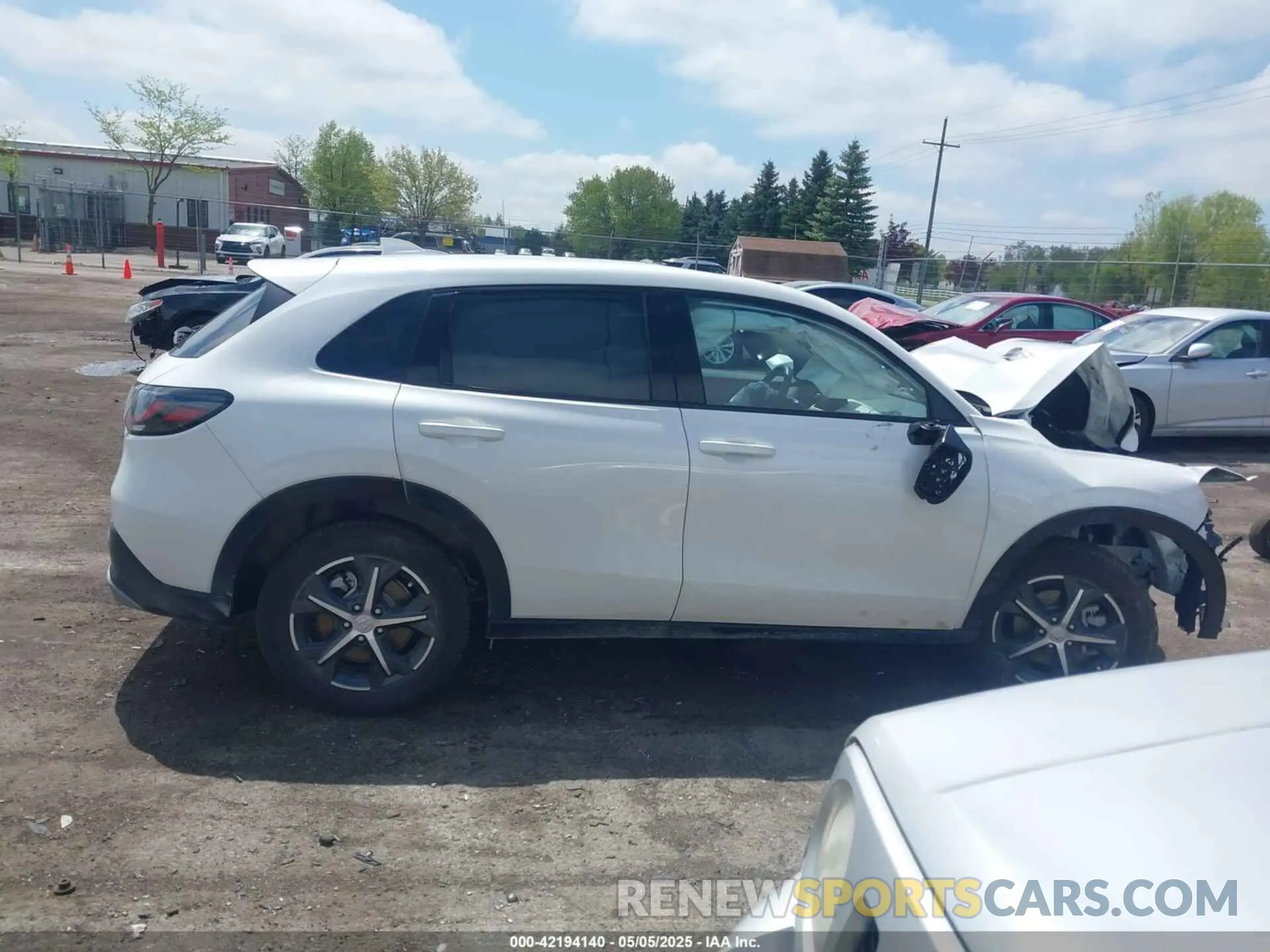 13 Фотография поврежденного автомобиля 3CZRZ2H70SM752835 HONDA HR-V 2025