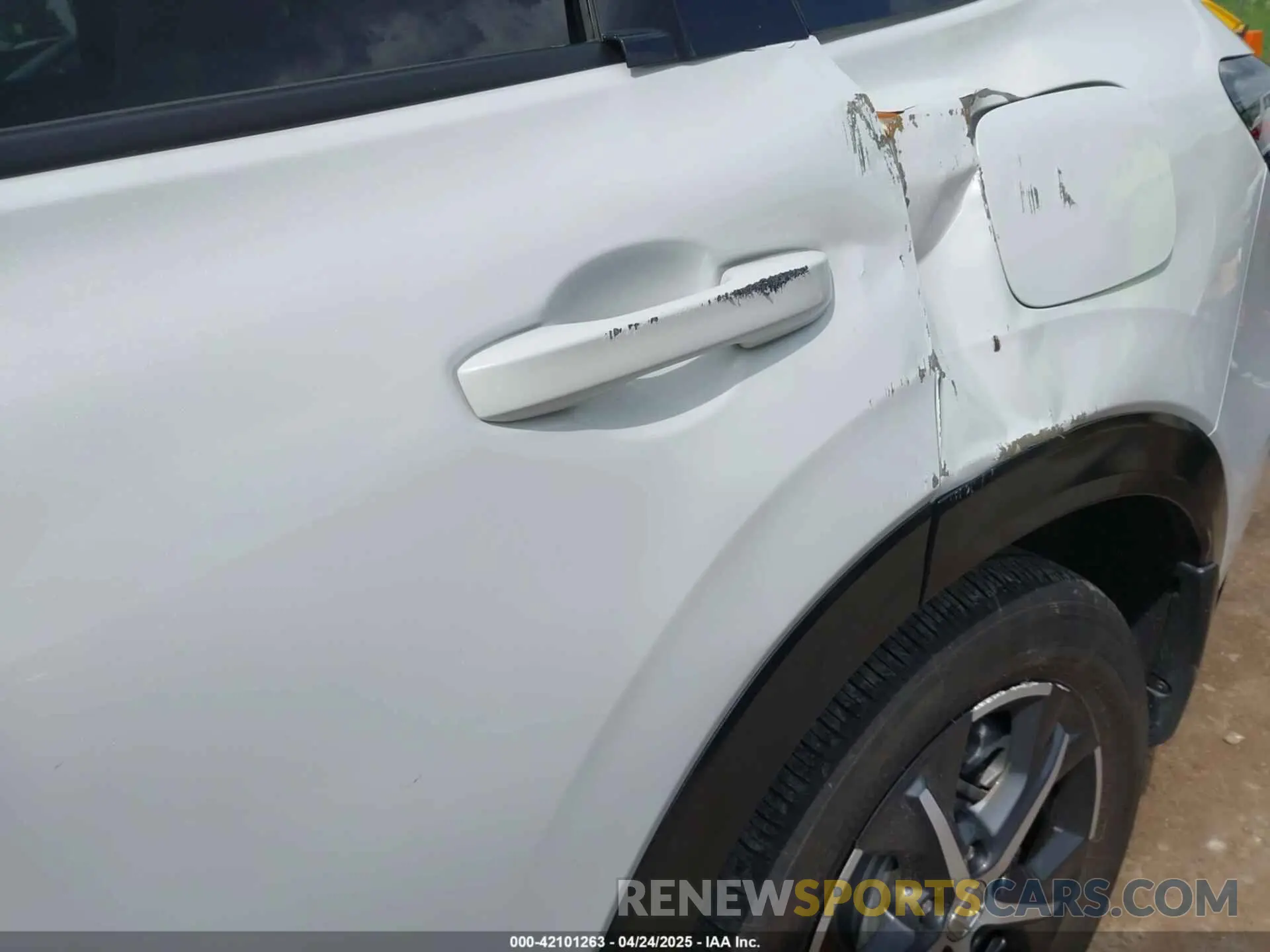20 Photograph of a damaged car 3CZRZ2H71SM701456 HONDA HR-V 2025