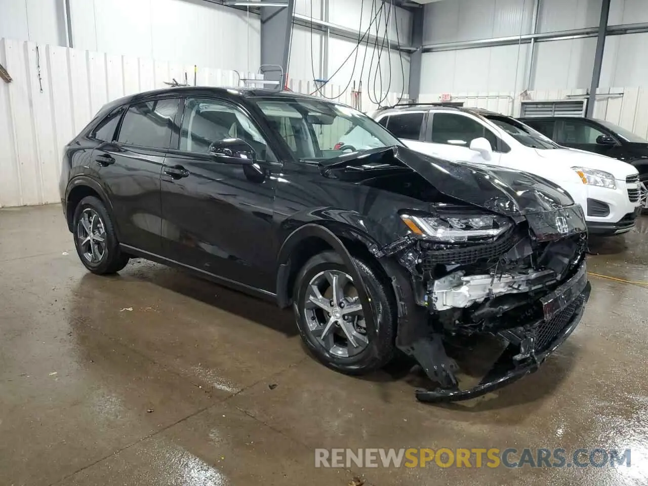 4 Photograph of a damaged car 3CZRZ2H75SM729745 HONDA HR-V 2025